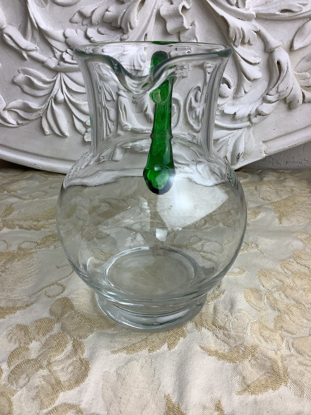 Titre : Pichet en verre soufflé transparent et anse verte RomanArt – Réf. 28I