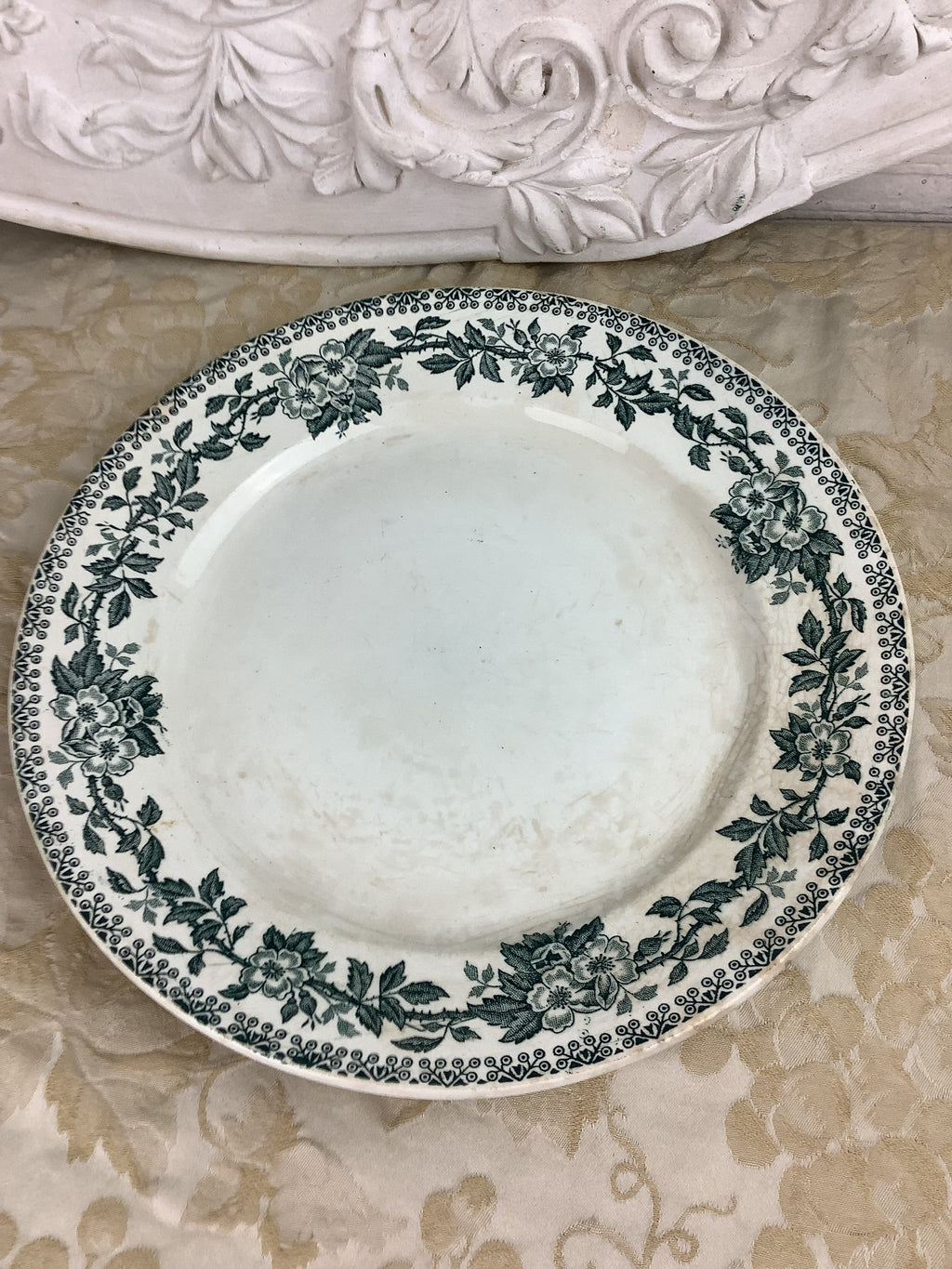 Ancien Plat Terre de Fer France