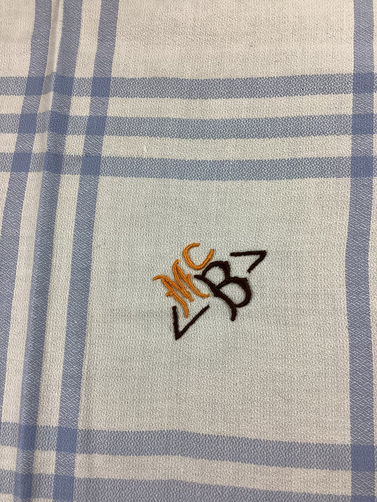Nappe vintage à carreaux bleu ciel et orange avec 6 serviettes monogrammées MCB -Ref 110