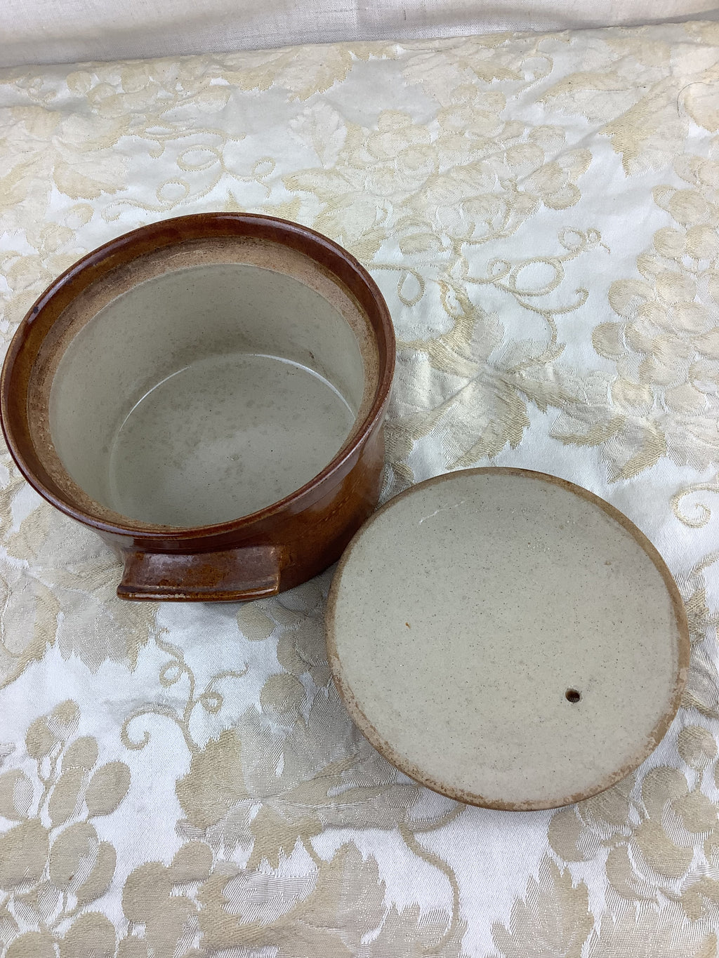 Terrine ancienne ronde en terre cuite émaillée brune avec couvercle – Pearsons of Chesterfield, Angleterre – 18J