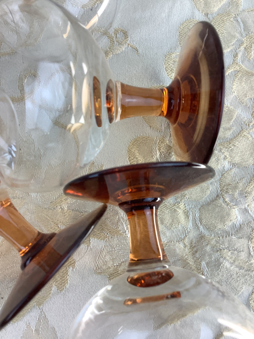 Lot de 6 Petits Verres à pied couleur ambre , vintage - Ref 20K