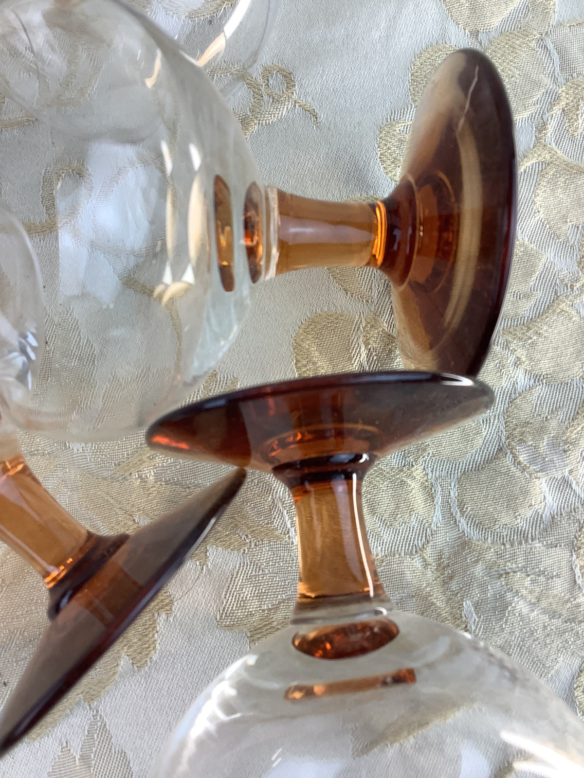 Lot de 6 Petits Verres à pied couleur ambre , vintage - Ref 20K