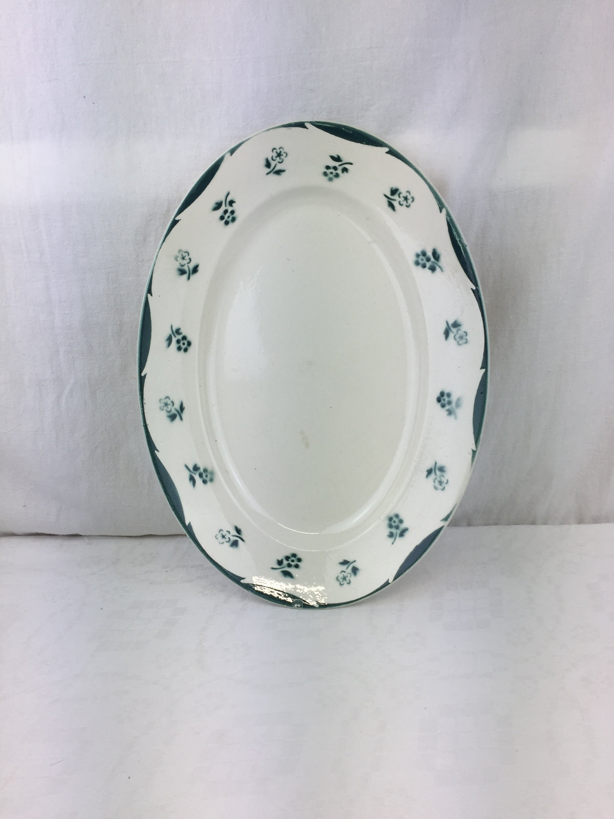 Plat ovale ancien Digoin Sarreguemines – Modèle Avila Ref 2y