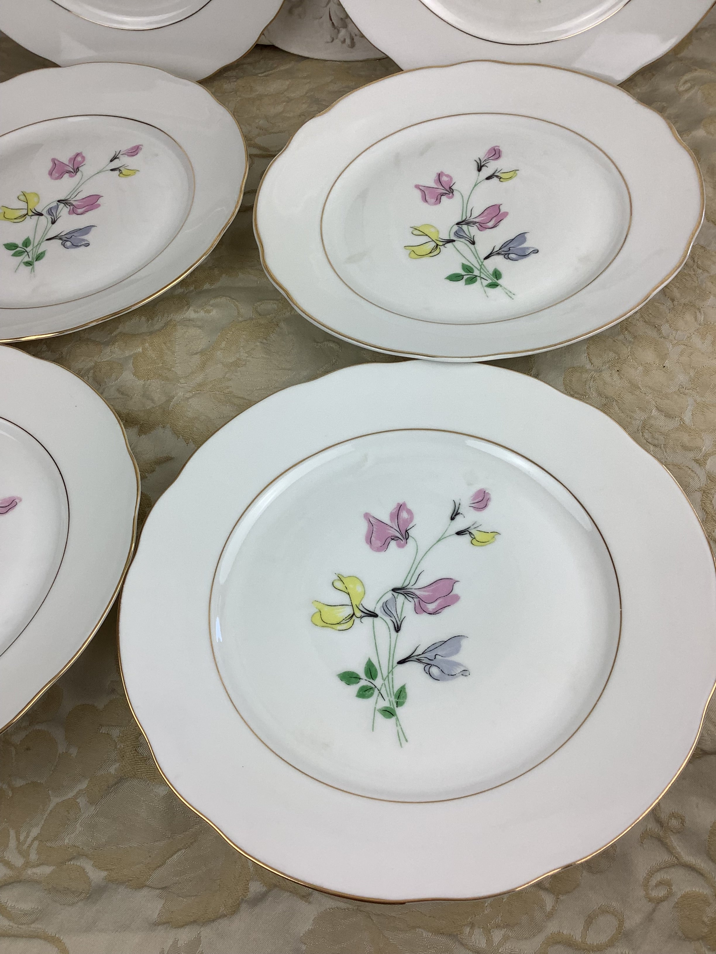 6 Assiettes plates anciennes Porcelaine de Limoges France