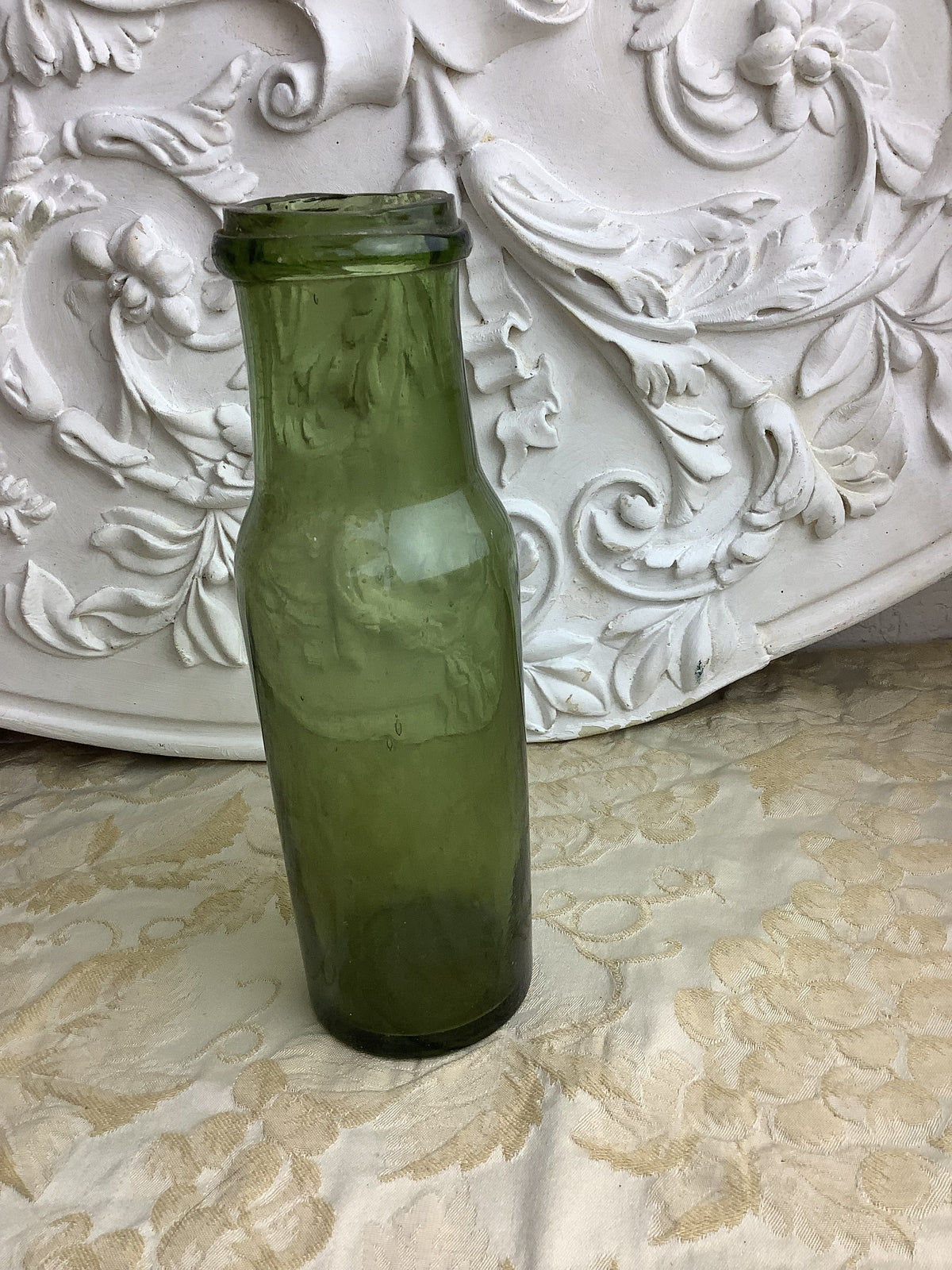 Ancienne bouteille de conservation en verre soufflé vert olive, type gueulard – Ref 29I