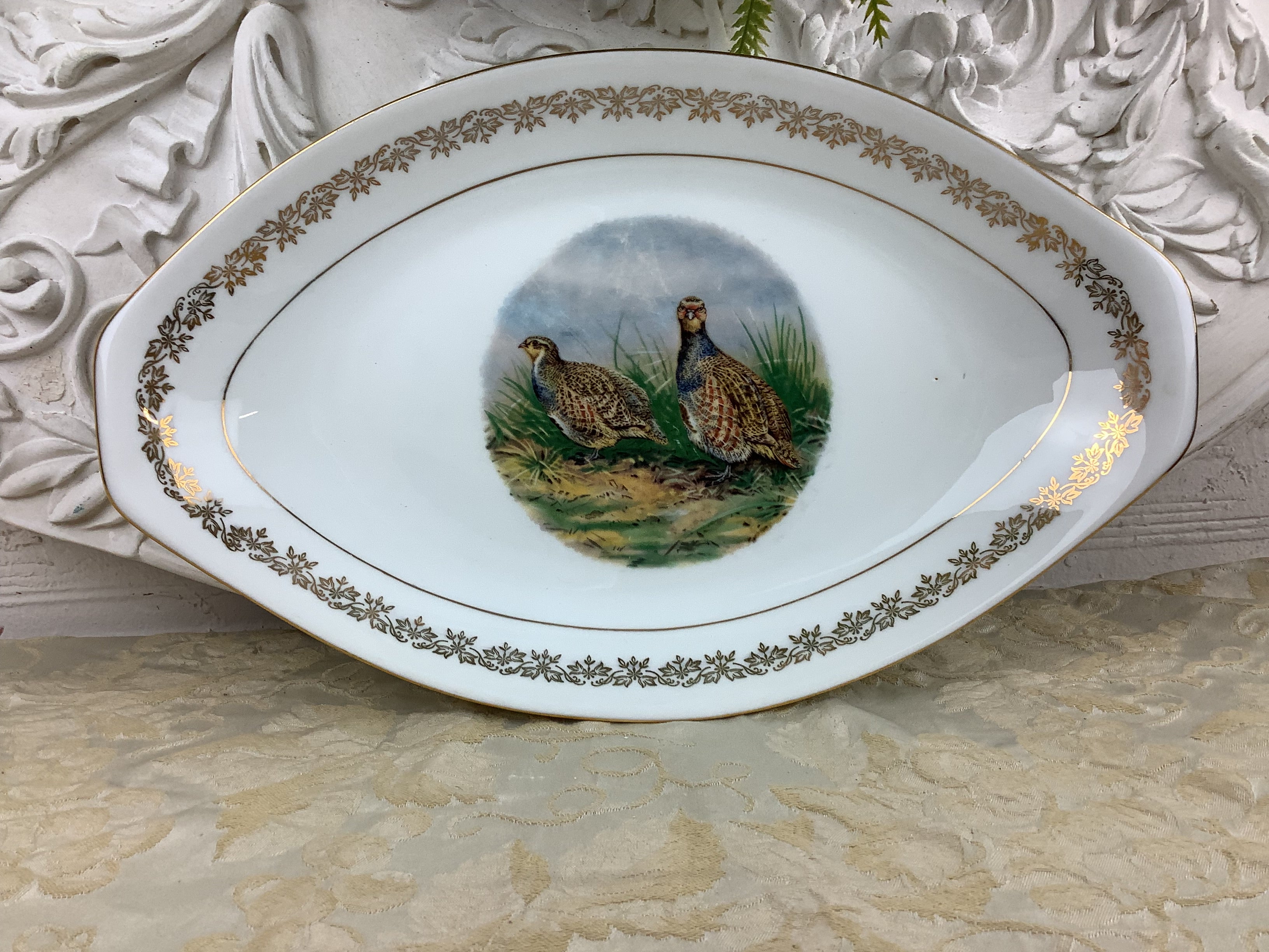 Ancien Plat en Porcelaine de Limoges France décor gibier et chasse