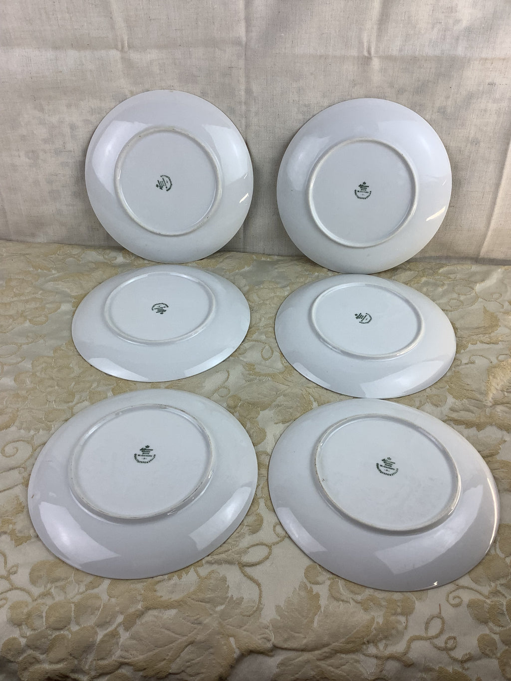 Lot de 6 assiettes à dessert anciennes en porcelaine Schumann Bavaria Germany, décor de feuillages d’automne – Réf. 15R