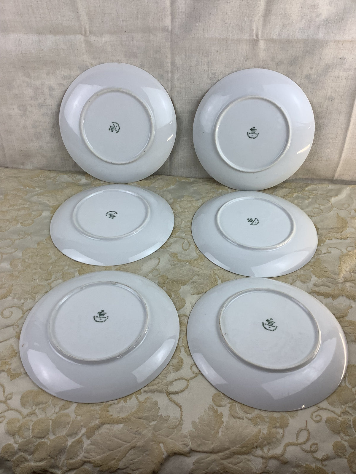 Lot de 6 assiettes à dessert anciennes en porcelaine Schumann Bavaria Germany, décor de feuillages d’automne – Réf. 15R