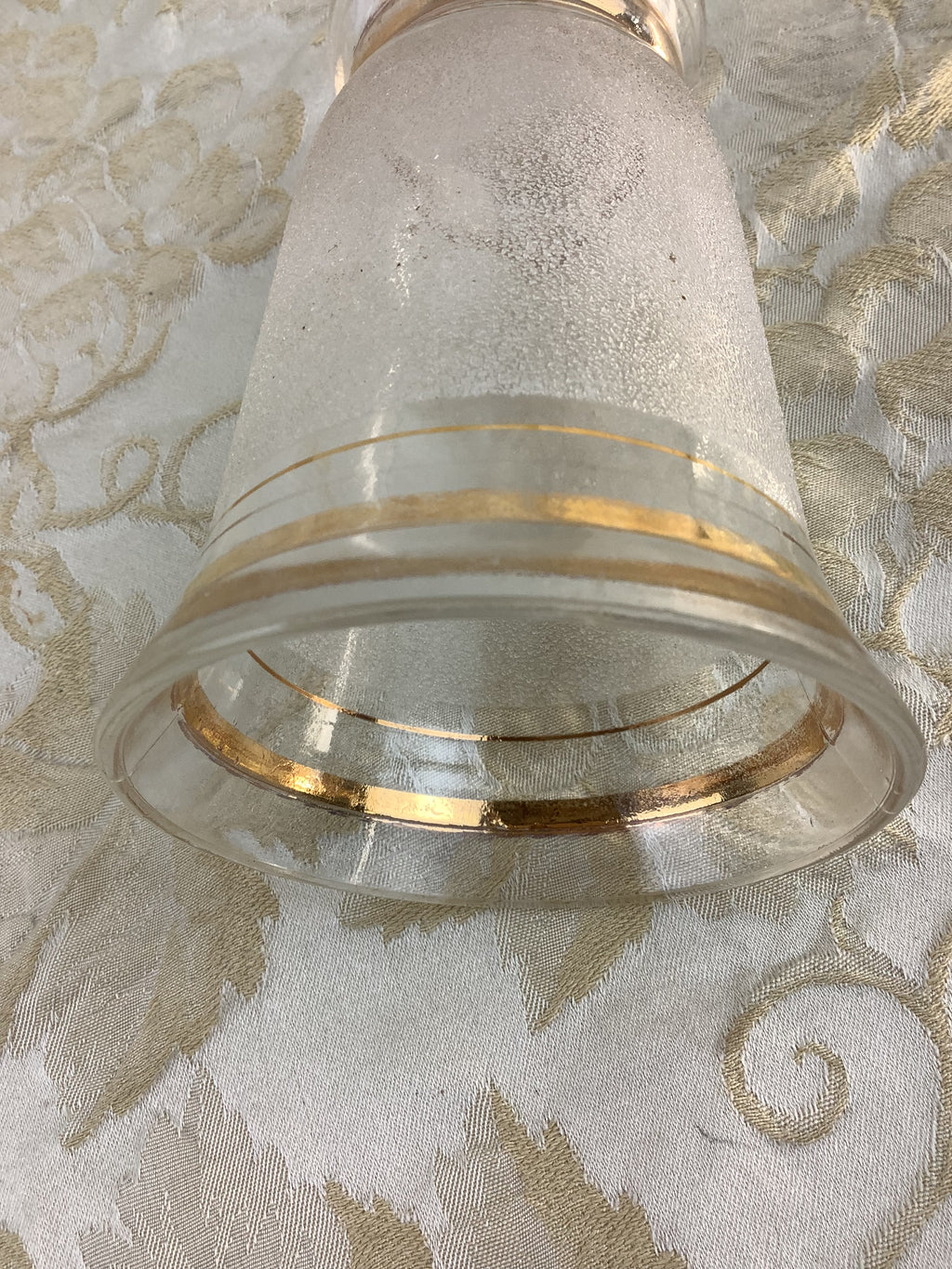 Vase vintage en verre transparent à liserés dorés – Réf. 20M