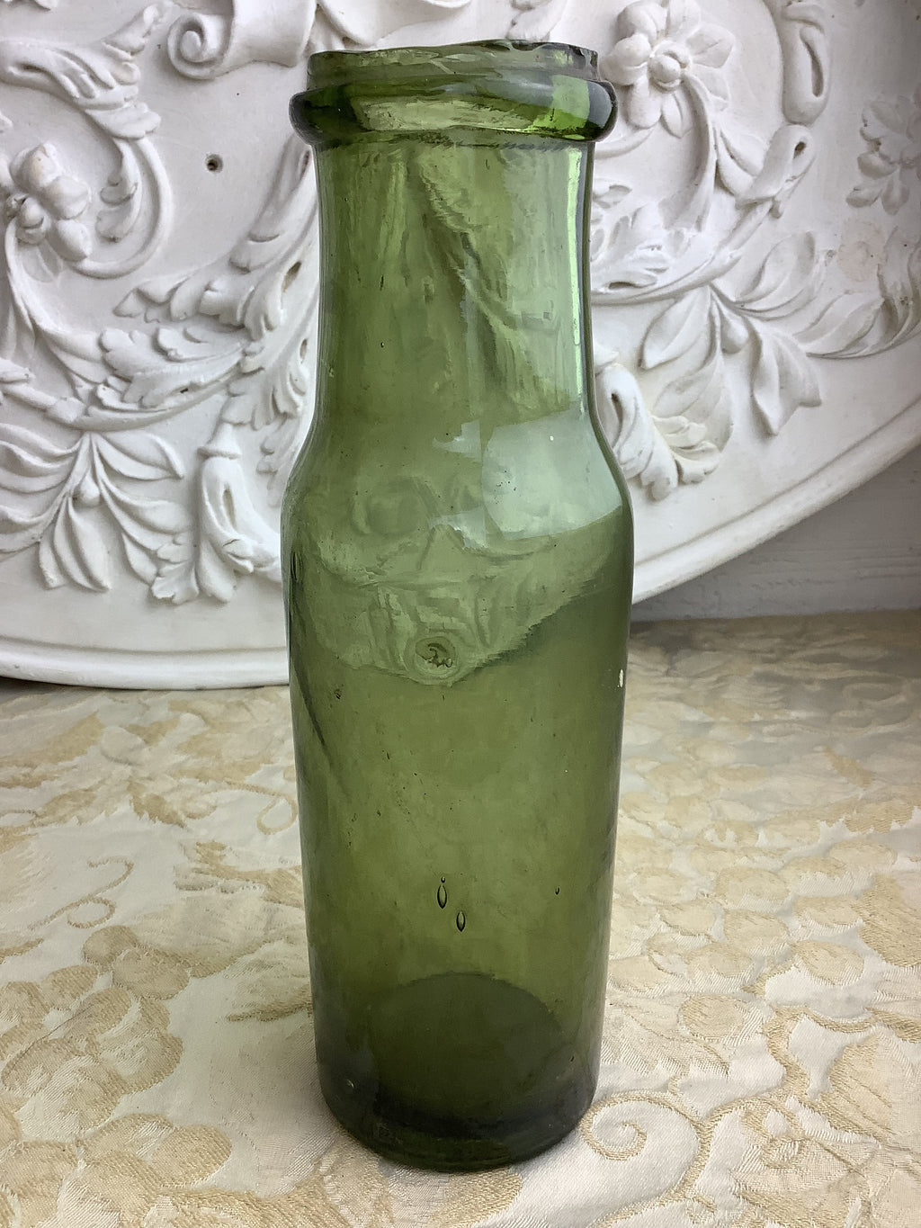 Ancienne bouteille de conservation en verre soufflé vert olive, type gueulard – Ref 29I