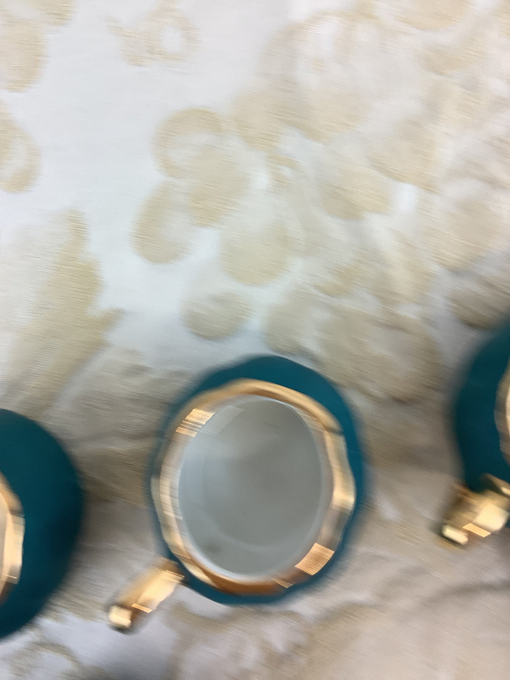 6 mini tasses en porcelaine de Limoges France