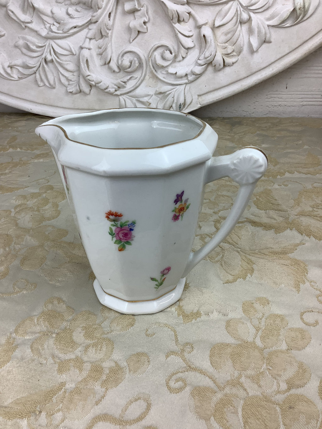 Petit pot à lait Porcelaine France