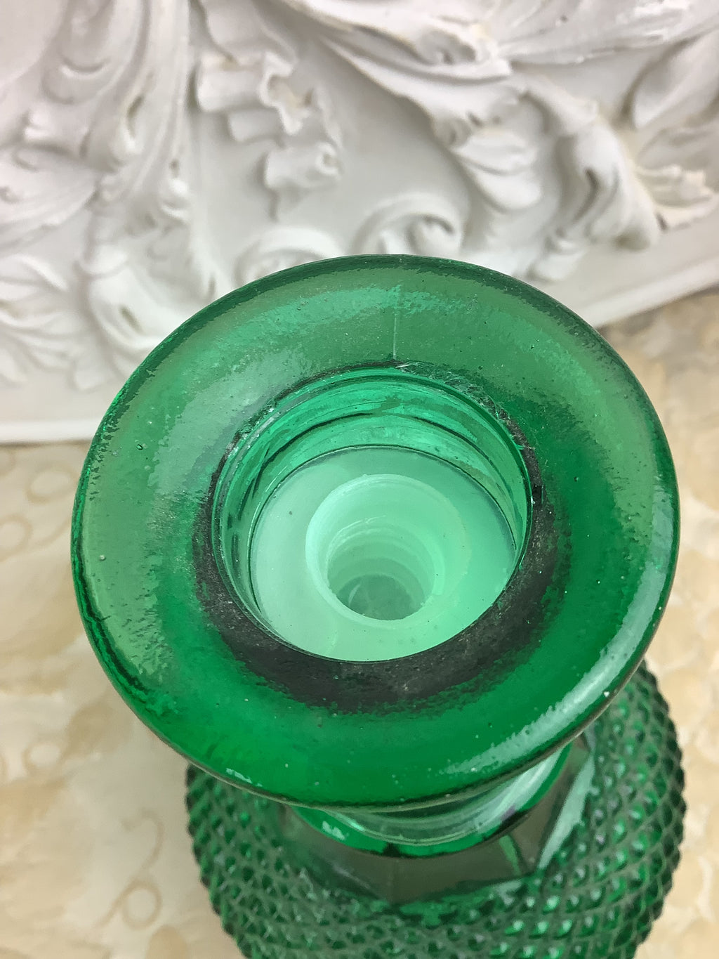 Carafe ancienne en verre épais de couleur verte - Réf 25R