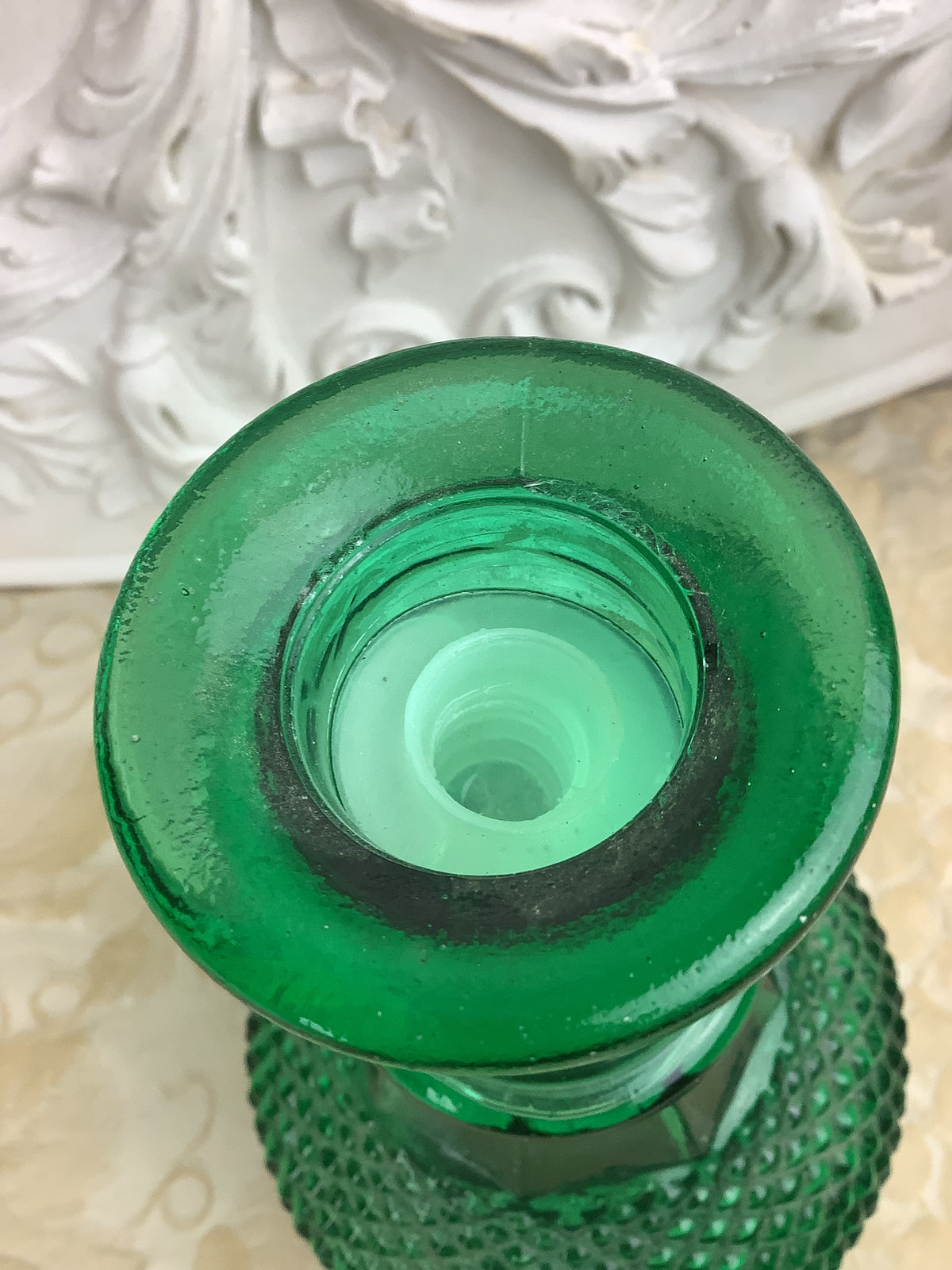 Carafe ancienne en verre épais de couleur verte - Réf 25R