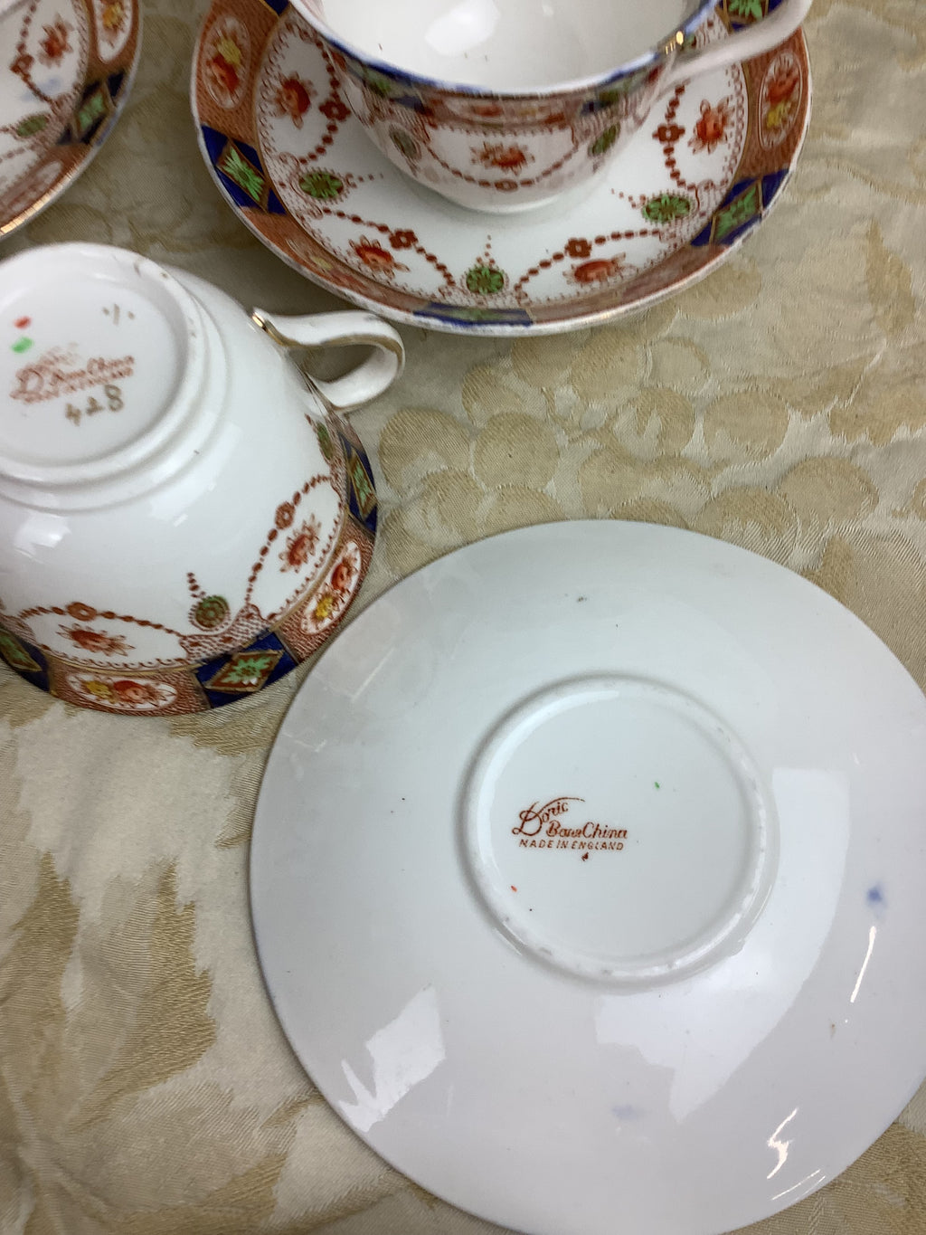 6 Tasses et 6 Soucoupes-Service à thé ancien anglais Doric Bone China -Ref 10A