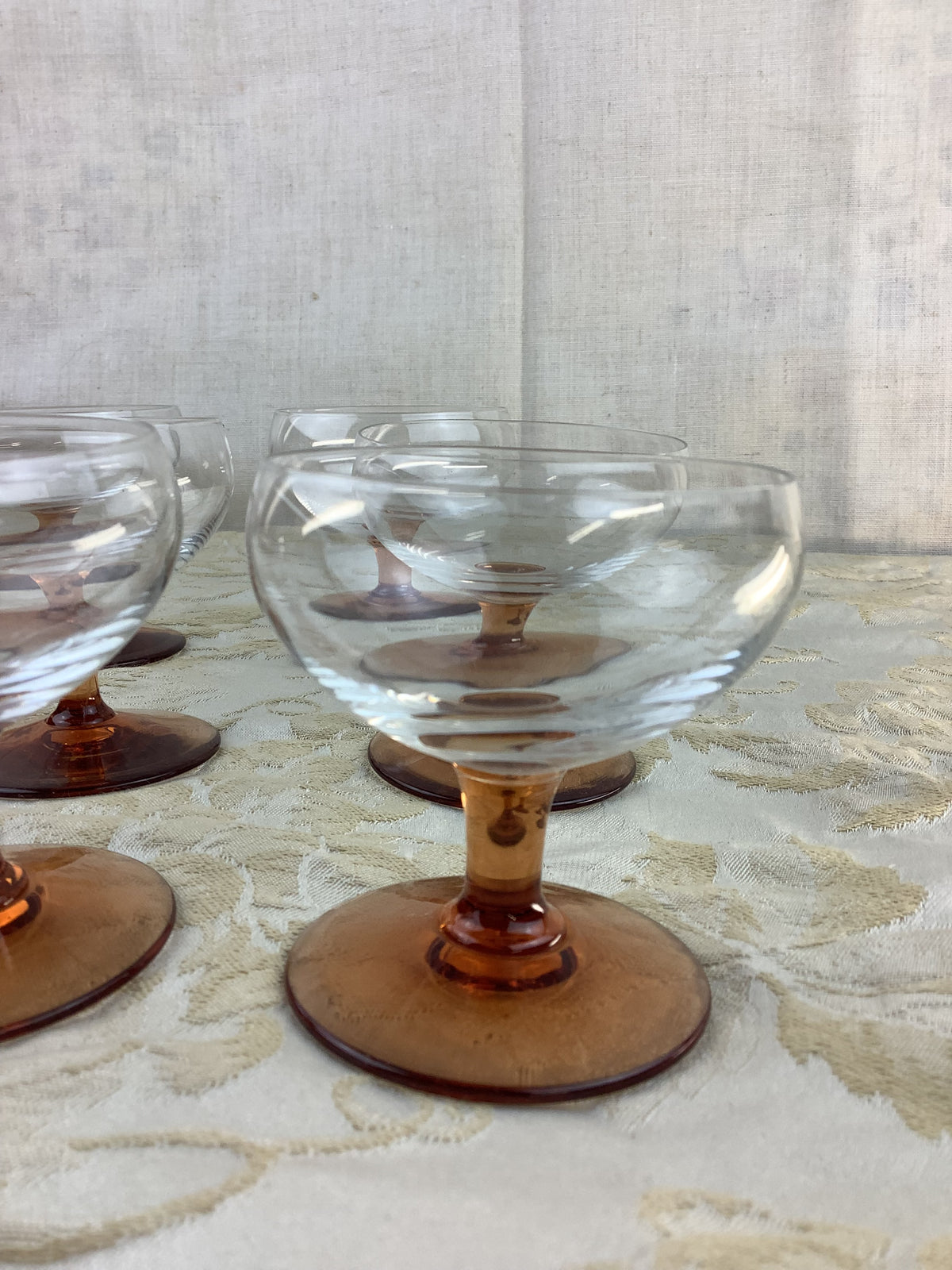 Lot de 6 Petits Verres à pied couleur ambre , vintage - Ref 20K