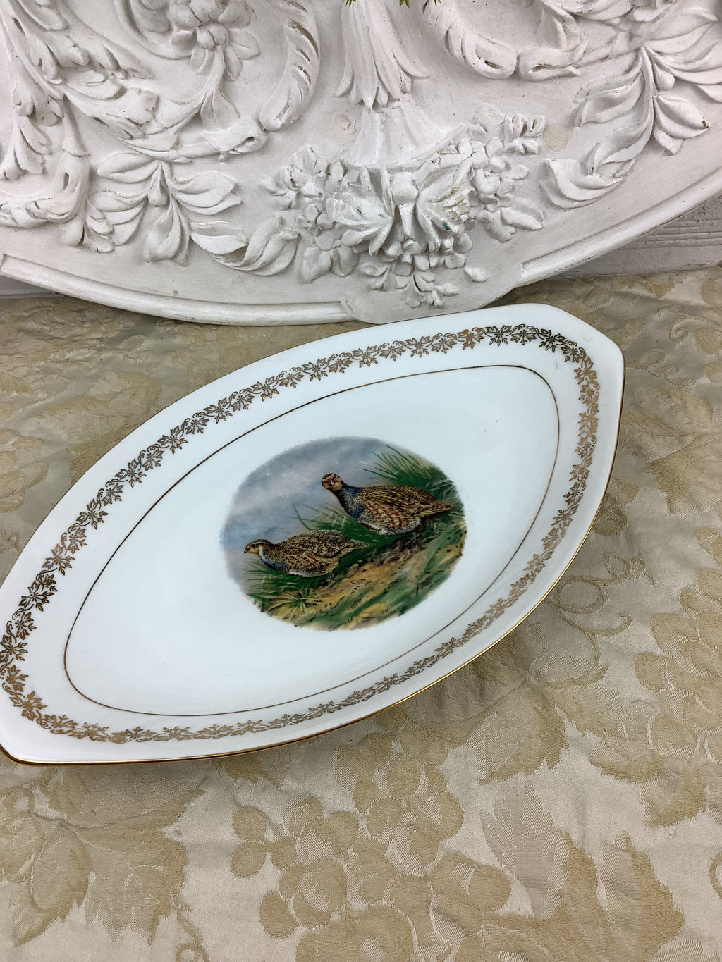 Ancien Plat en Porcelaine de Limoges France décor gibier et chasse