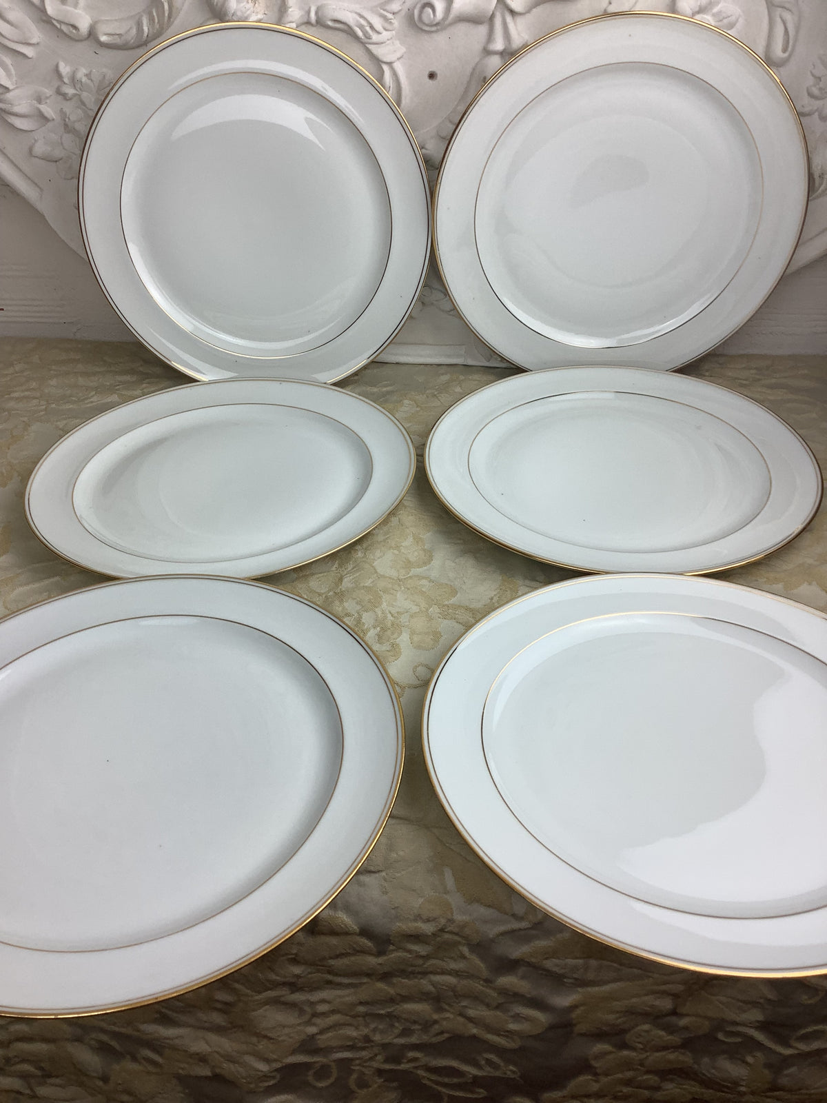 6 assiettes plates en porcelaine de Limoges – Réf. 27I