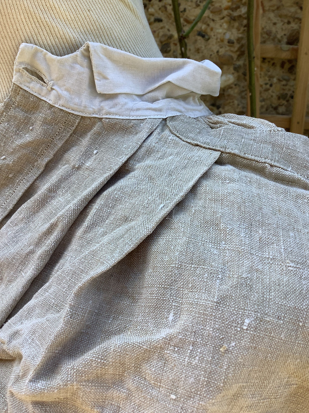 Chemise ancienne en lin ou métis, monogramme F.L – Réf. 180