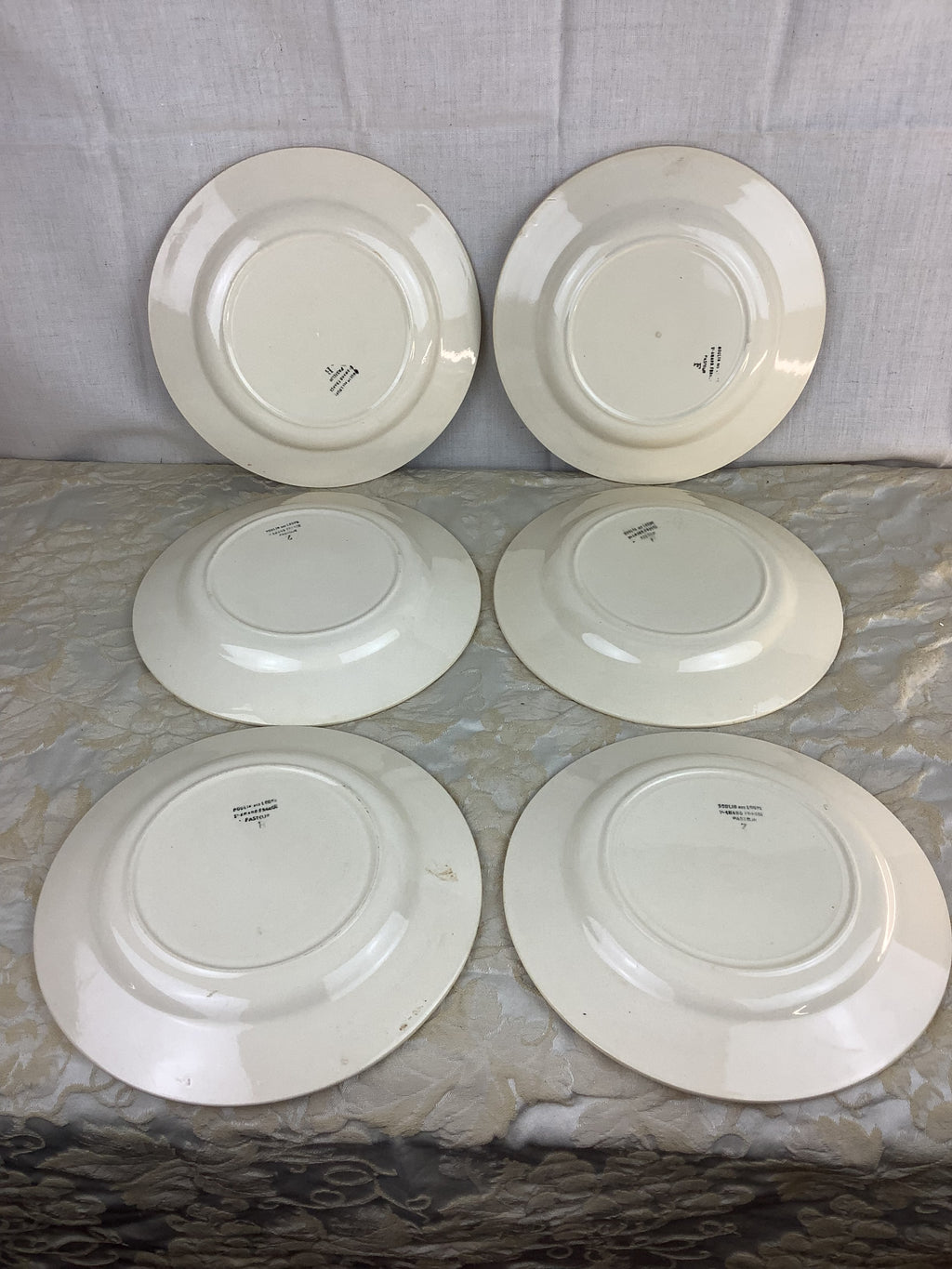 Lot de 6 assiettes plates anciennes Moulin des Loups Saint-Amand, liserés safran et paprika – 15N