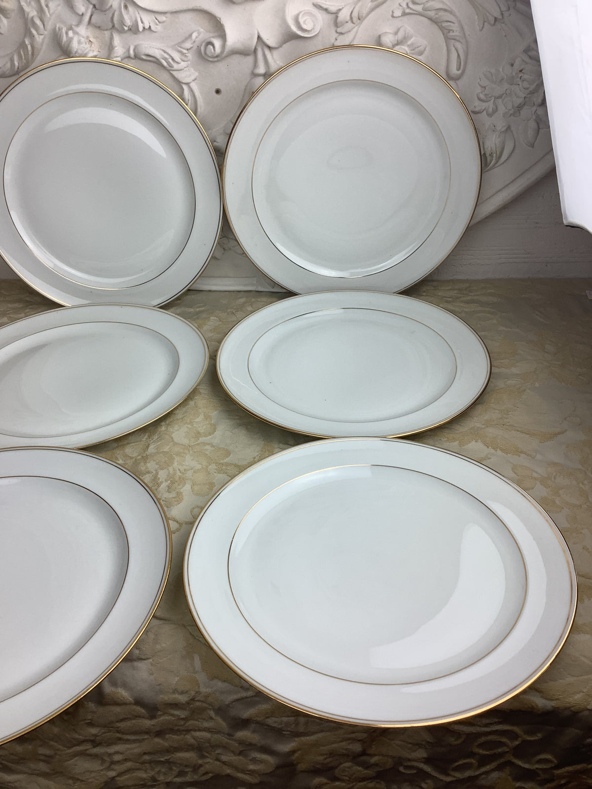 6 assiettes plates en porcelaine de Limoges – Réf. 27I