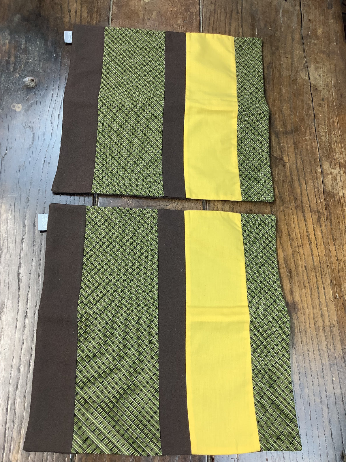 Pair of vintage cushion covers in antique textiles – Mustard yellow, green and brown – Ref. H02