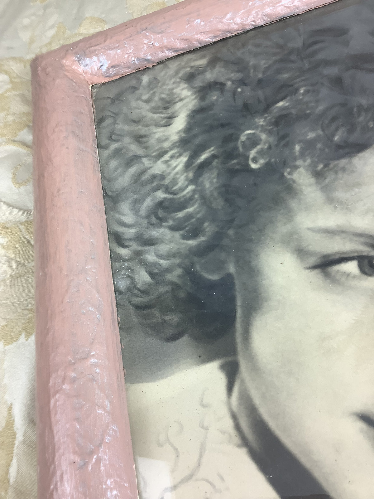 Ancien Cadre Portrait au fusain