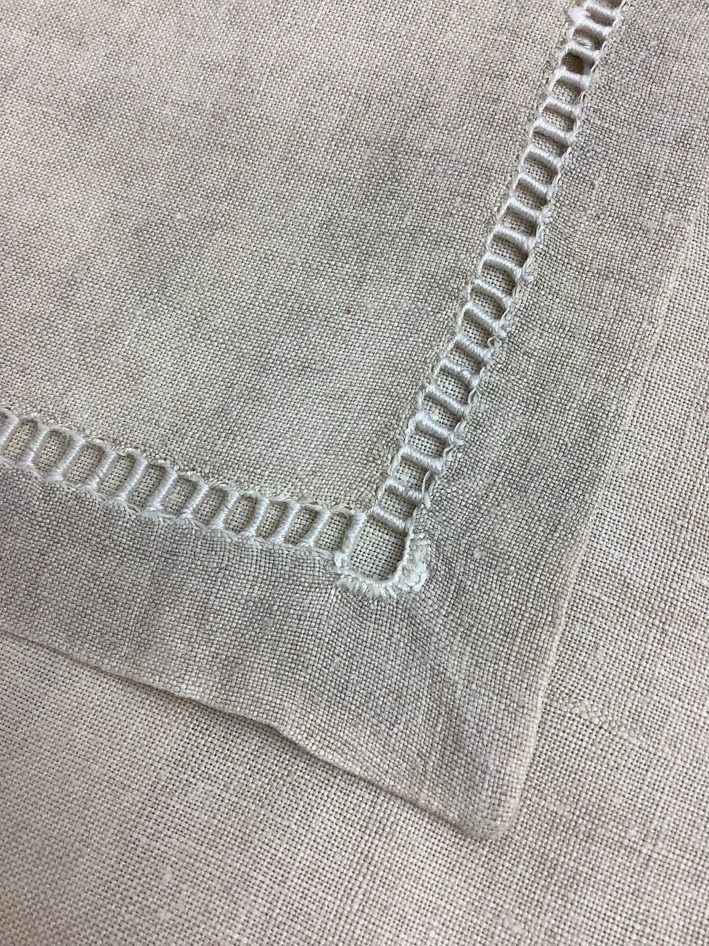 6 petites serviettes de table en lin ancien