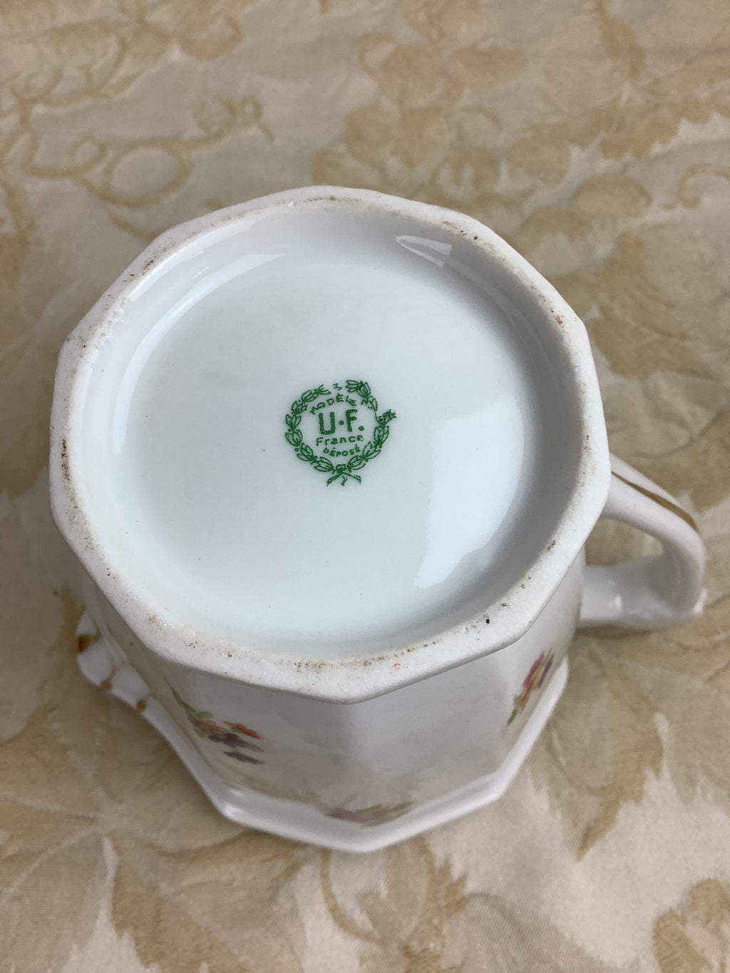 Petit pot à lait Porcelaine France