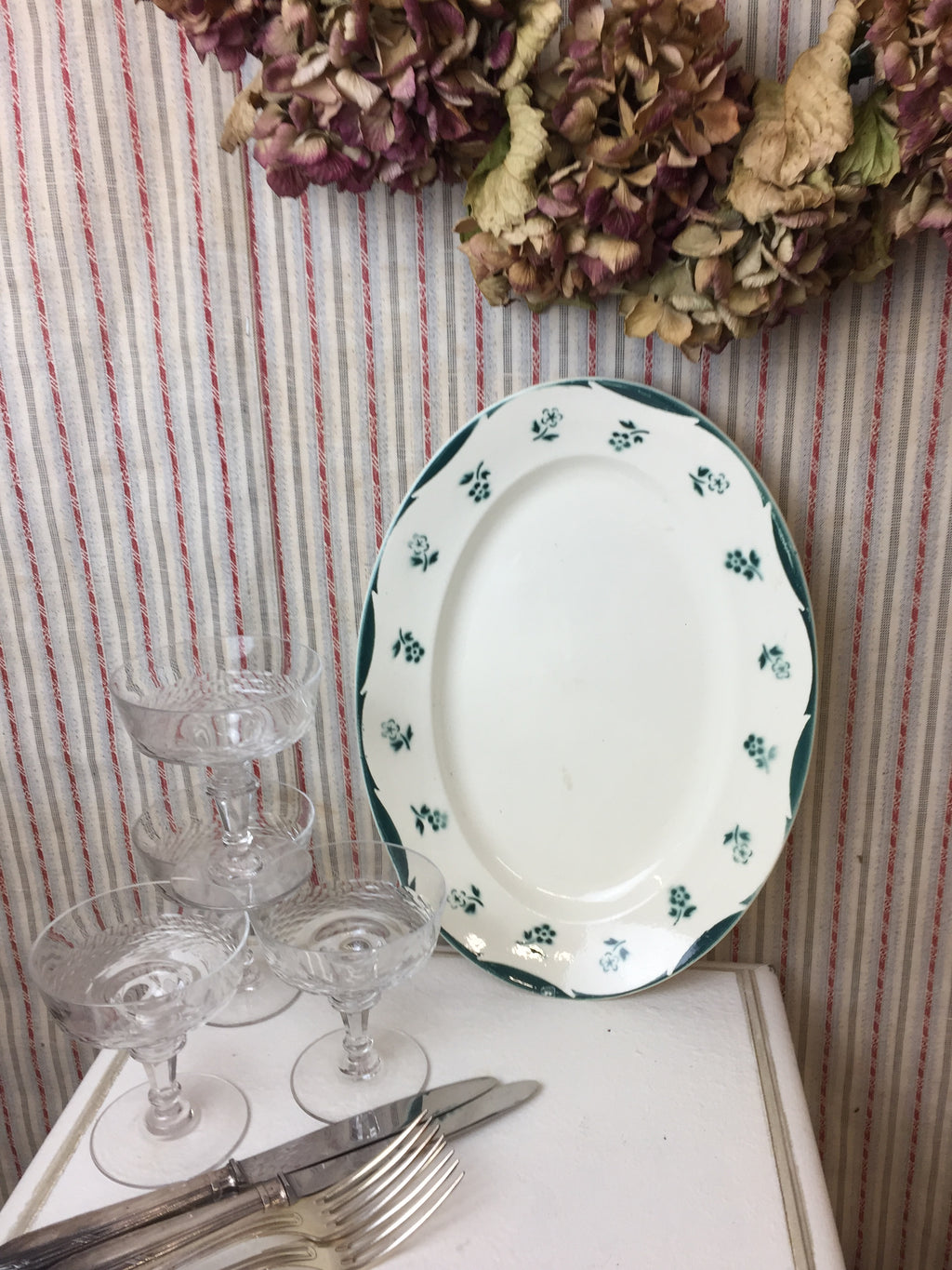 Plat ovale ancien Digoin Sarreguemines – Modèle Avila Ref 2y
