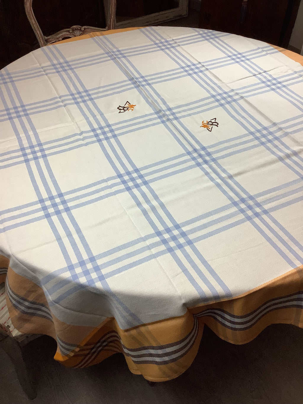 Nappe vintage à carreaux bleu ciel et orange avec 6 serviettes monogrammées MCB -Ref 110