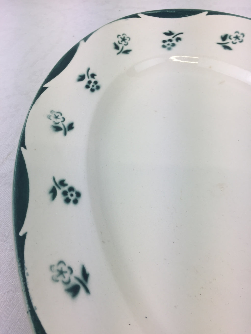 Plat ovale ancien Digoin Sarreguemines – Modèle Avila Ref 2y