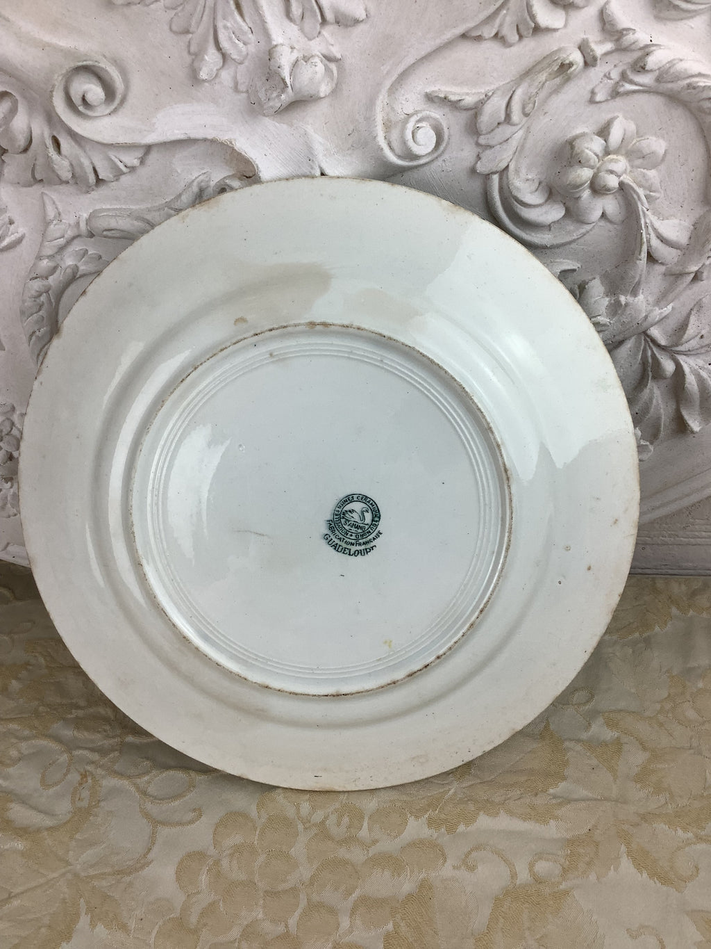 Ancien Plat Terre de Fer France