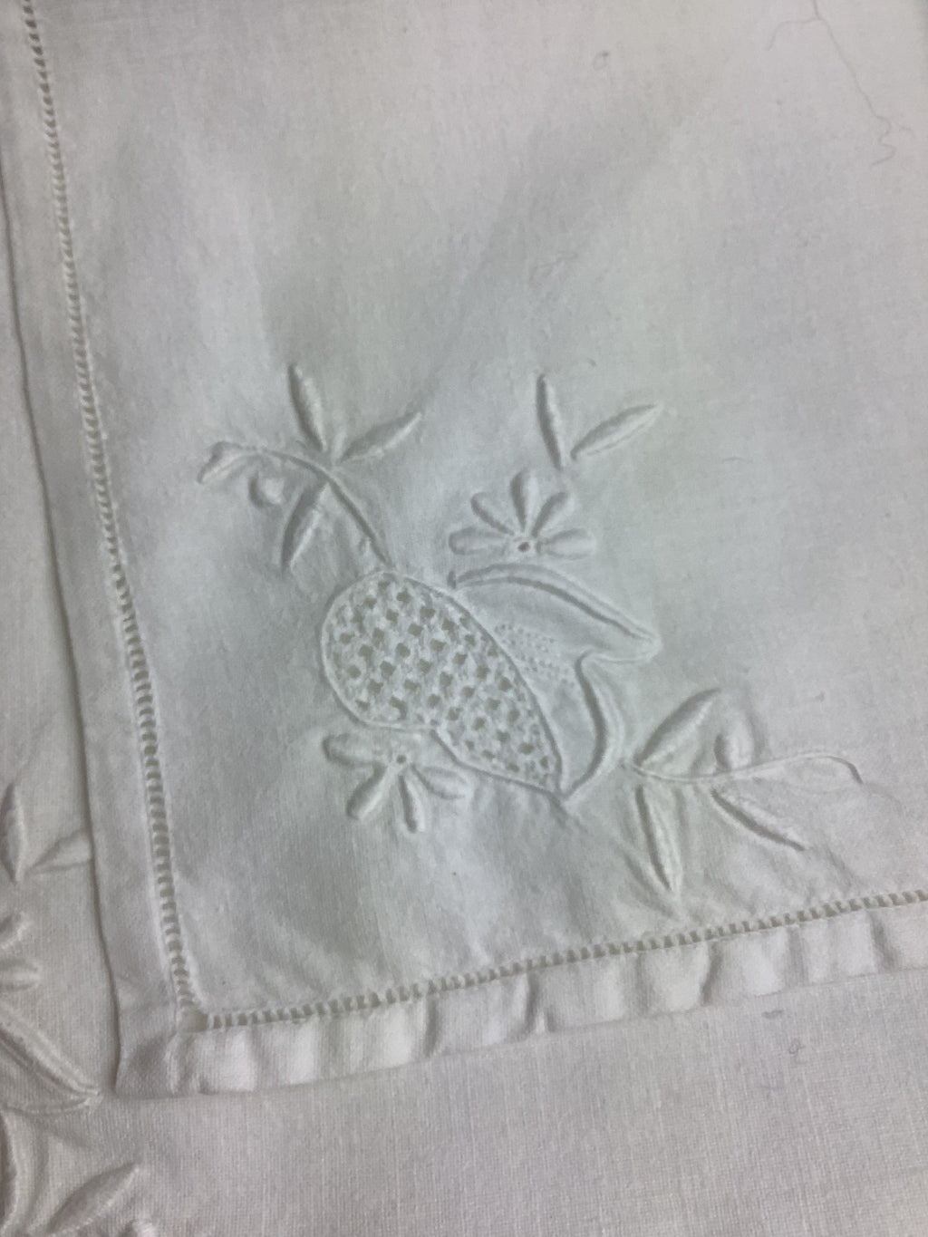 6 serviettes de table anciennes en coton blanc brodé – Réf. 187