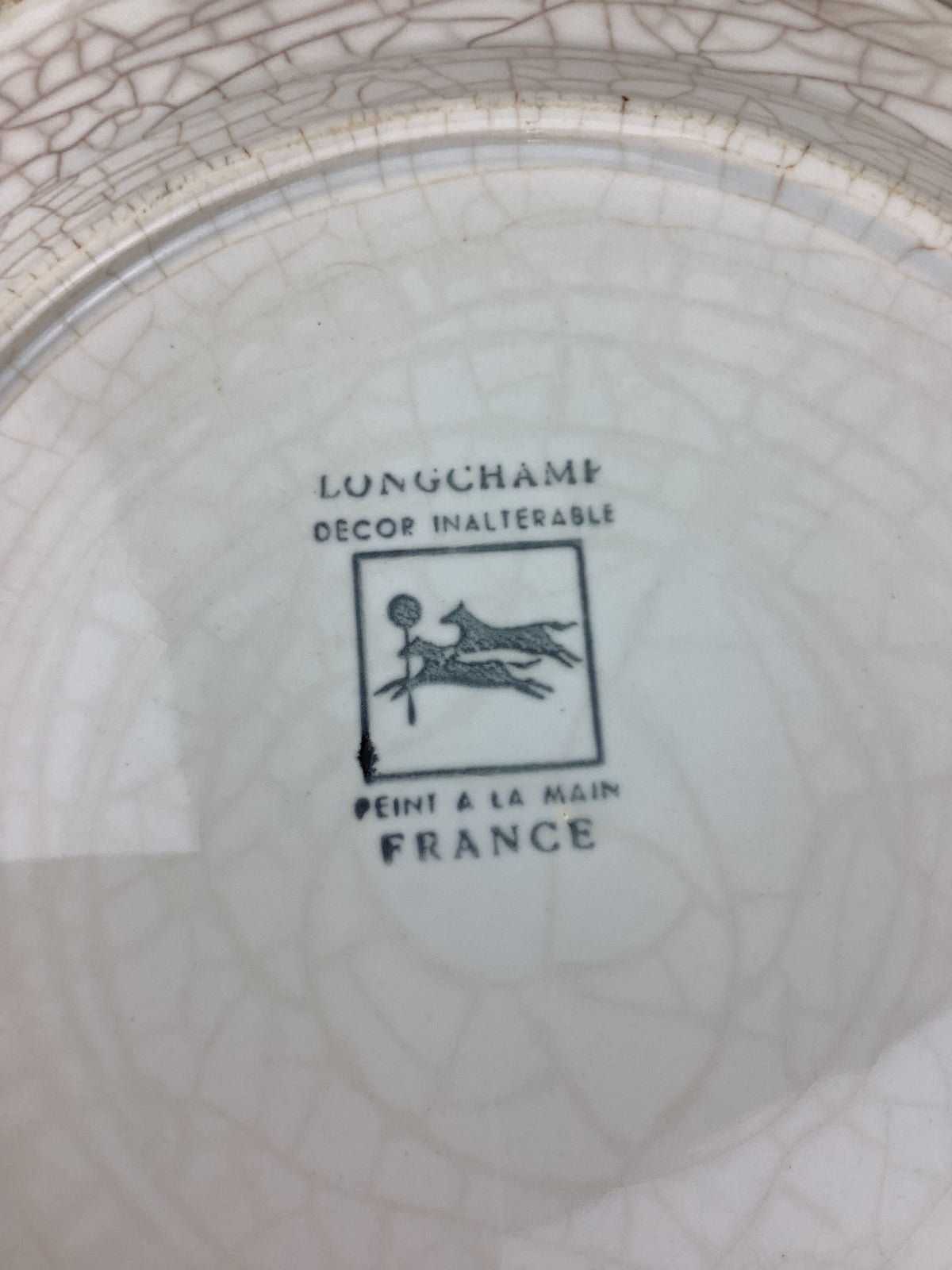 Lot de 6 assiettes plates octogonales de la manufacture Longchamp./ Réf 25V
