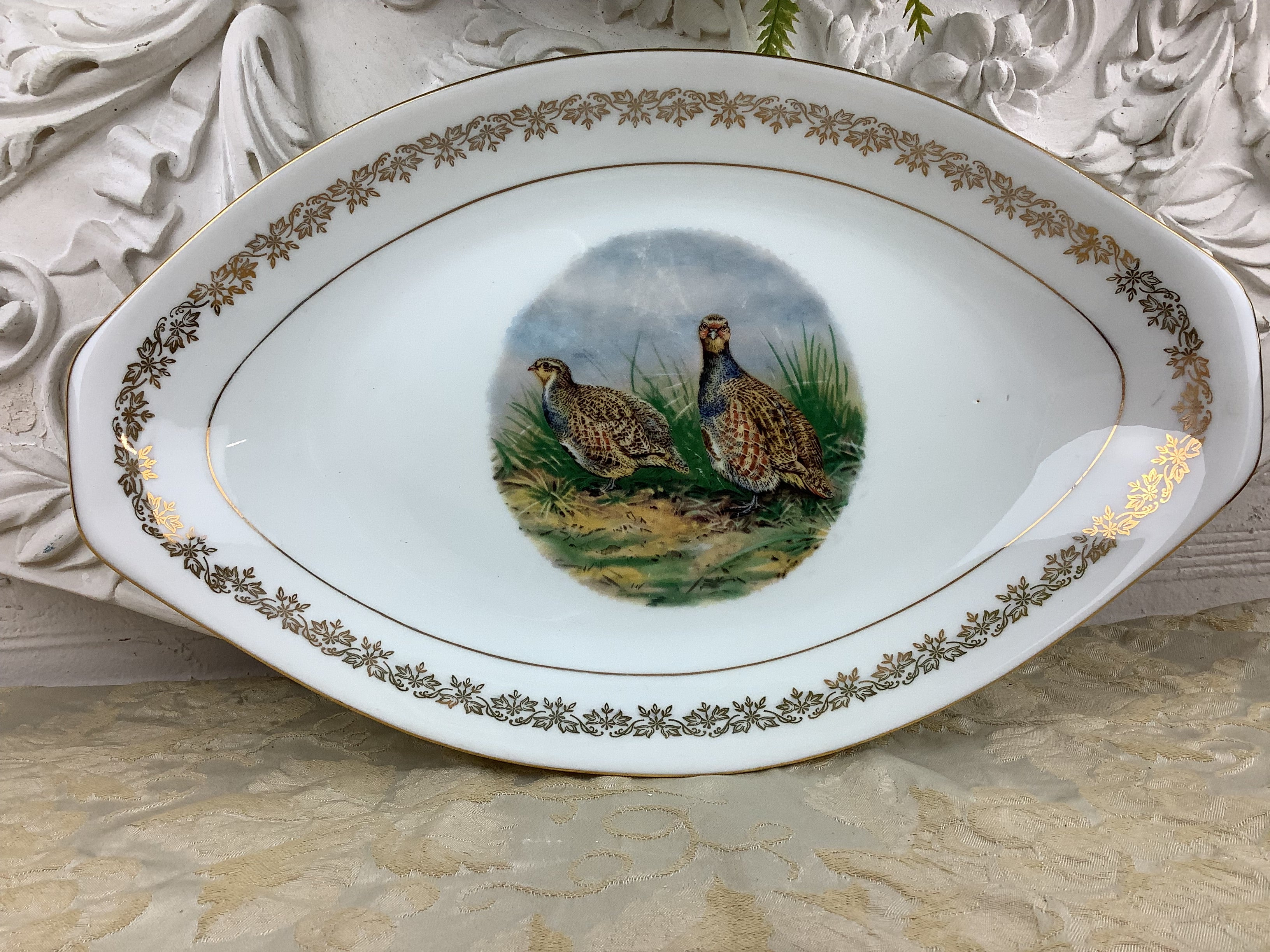 Ancien Plat en Porcelaine de Limoges France décor gibier et chasse