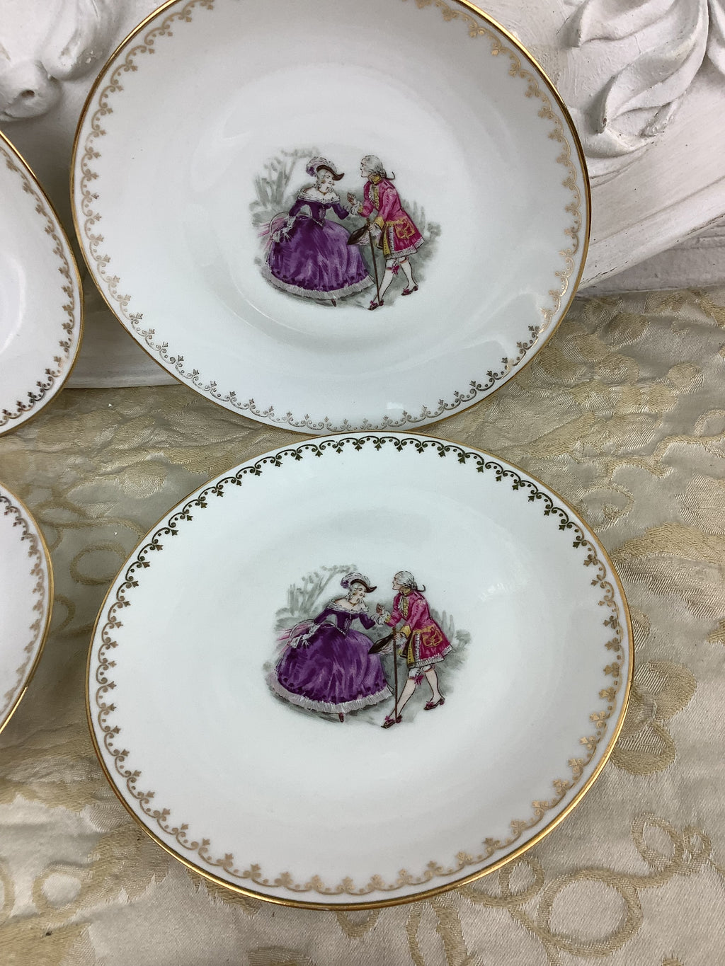 6 Assiettes à dessert anciennes en Porcelaine de Limoges France