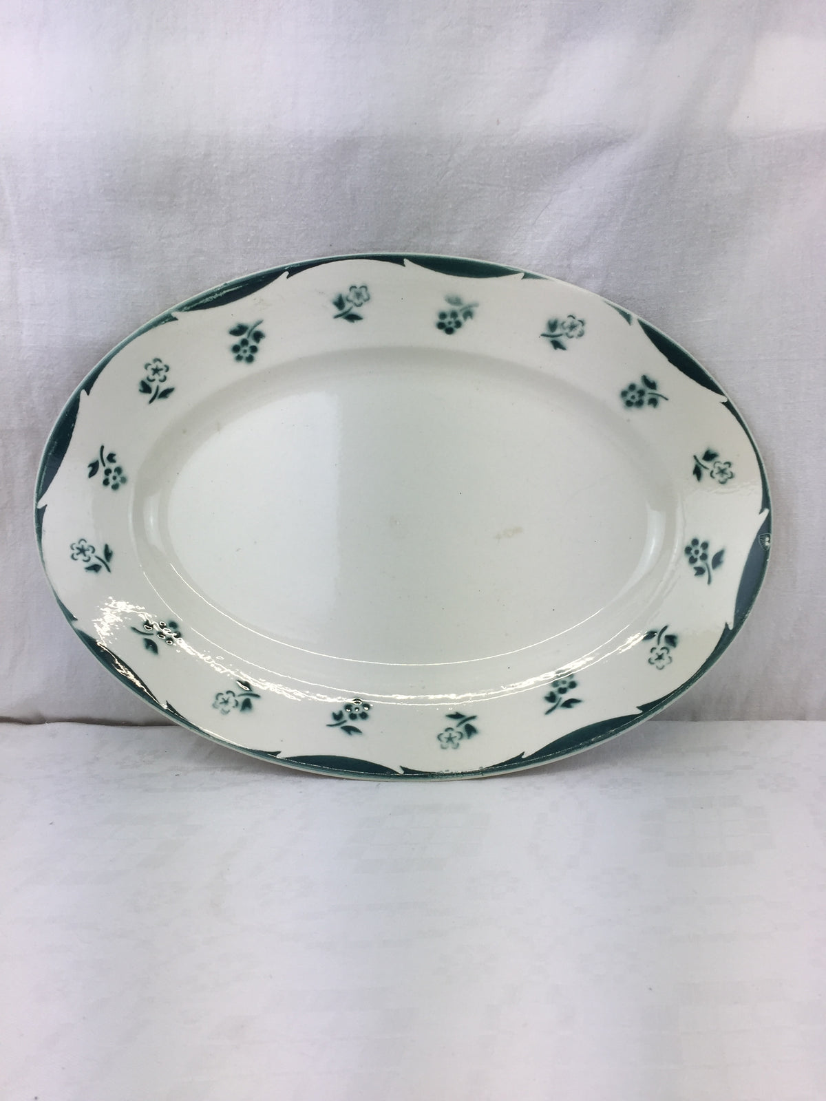 Plat ovale ancien Digoin Sarreguemines – Modèle Avila Ref 2y