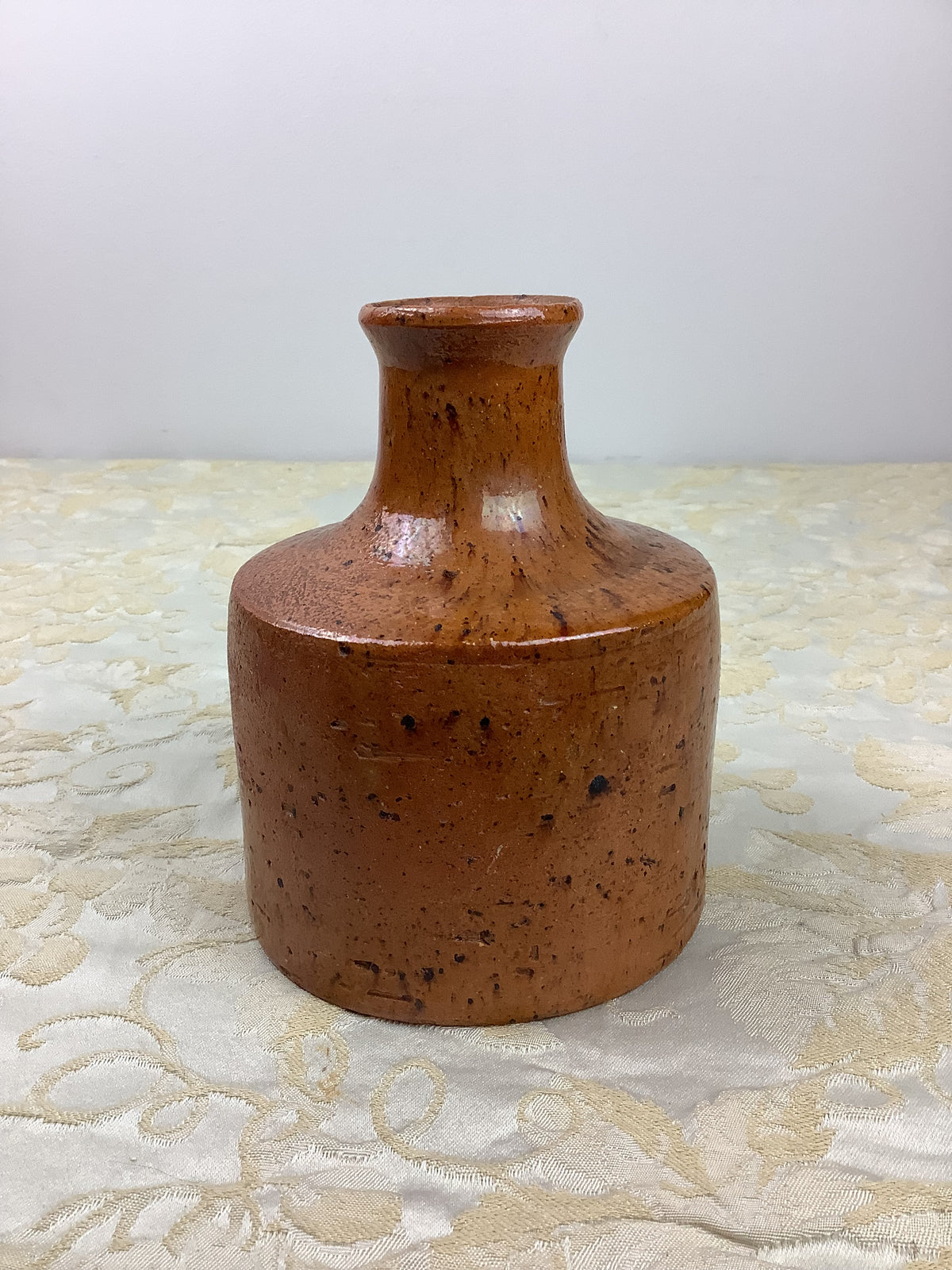 Ancien petit vase bouteille en terre cuite émaillée - Réf. : 12W