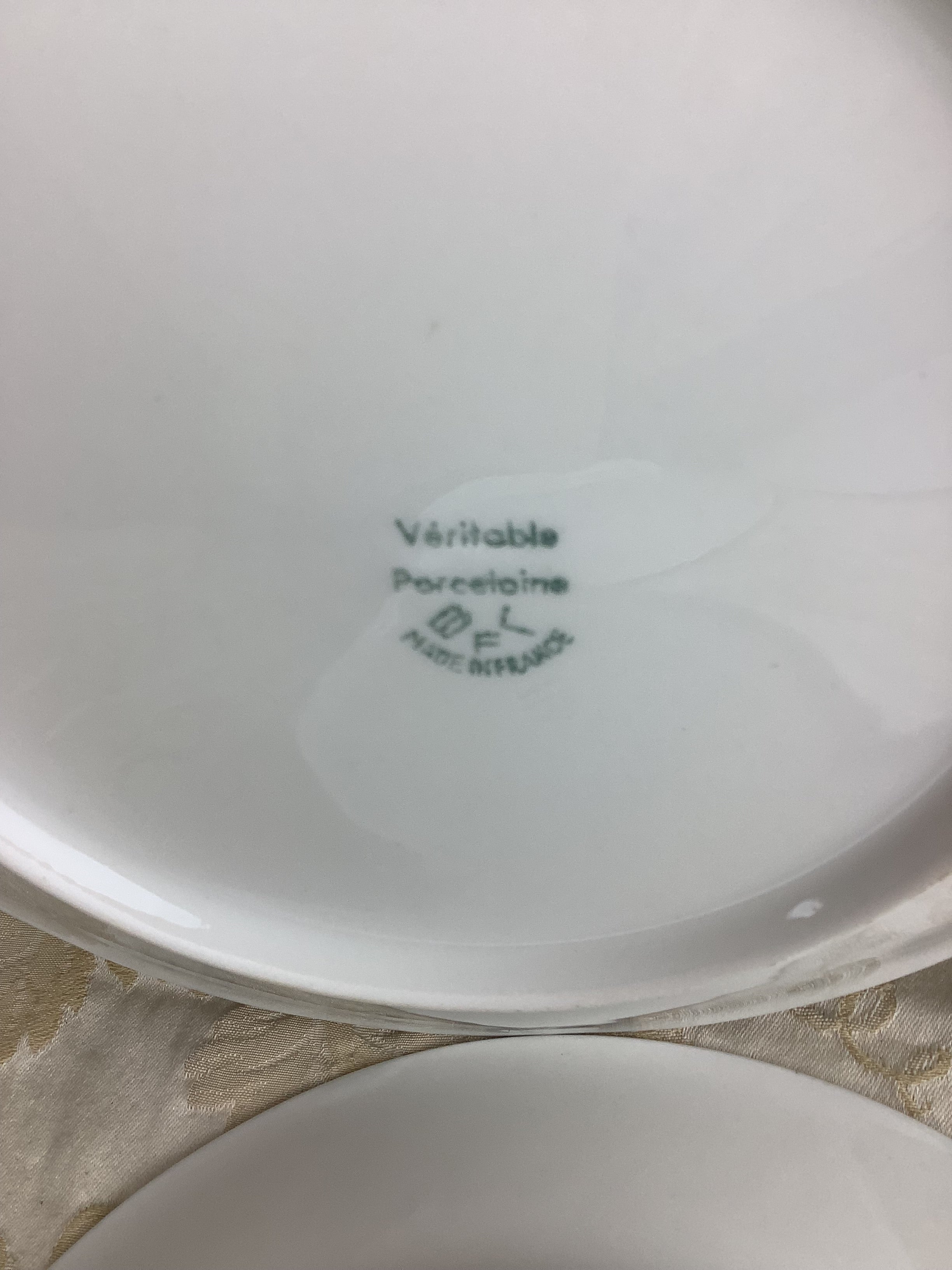6 Assiettes plates anciennes Porcelaine France
