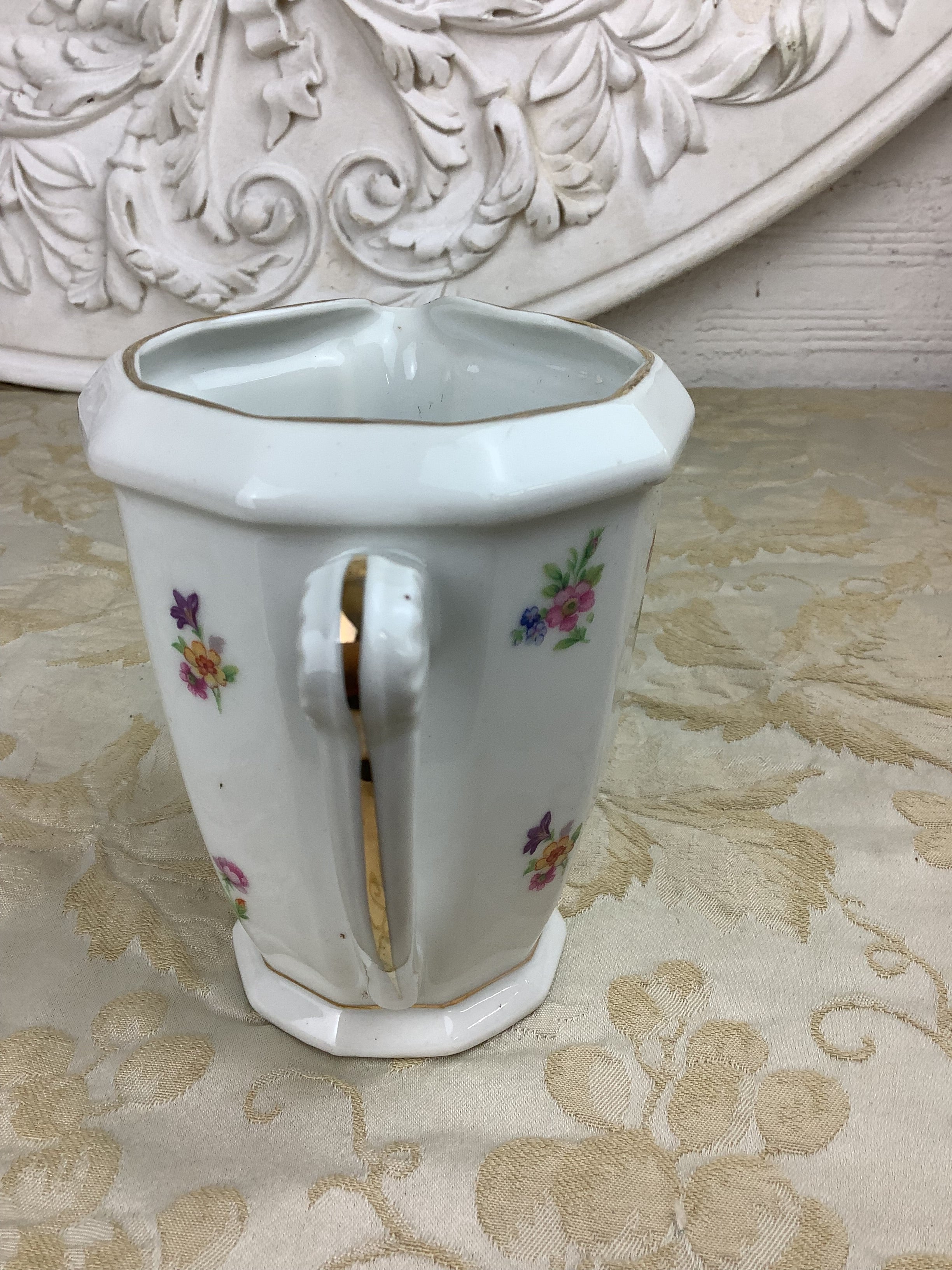 Petit pot à lait Porcelaine France