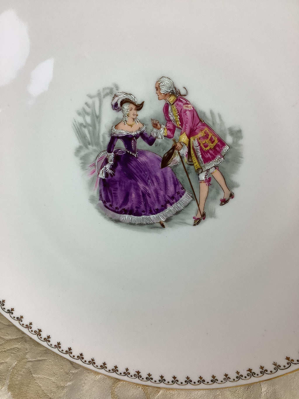 Ancien Plat à dessert en Porcelaine de Limoges France