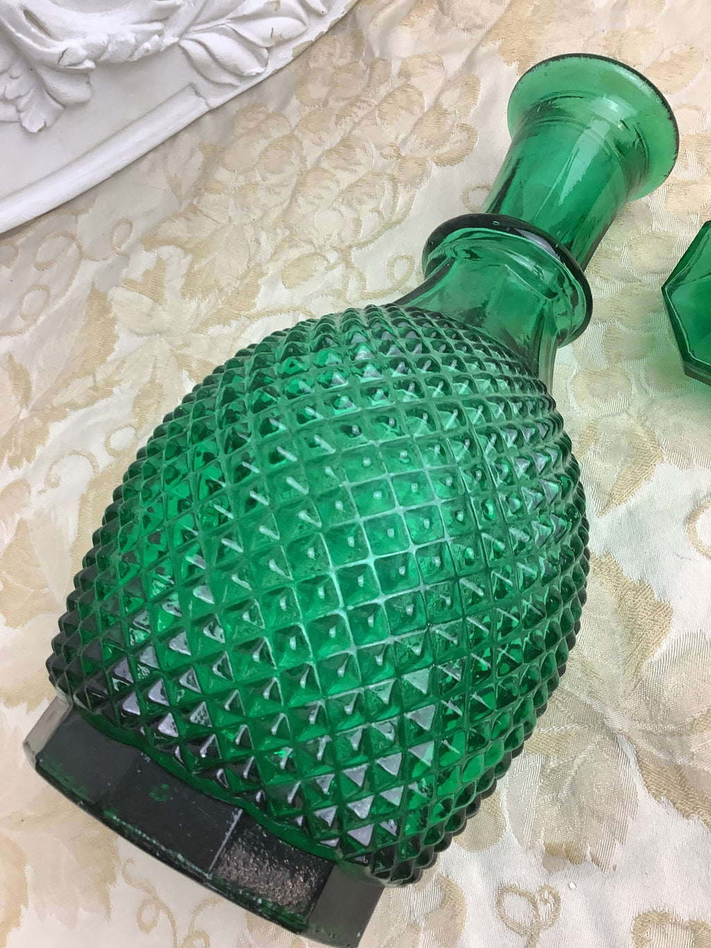 Carafe ancienne en verre épais de couleur verte - Réf 25R