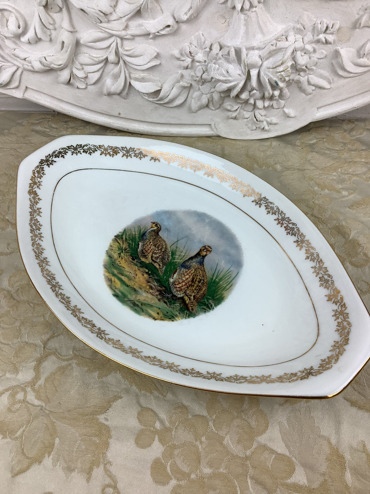 Ancien Plat en Porcelaine de Limoges France décor gibier et chasse