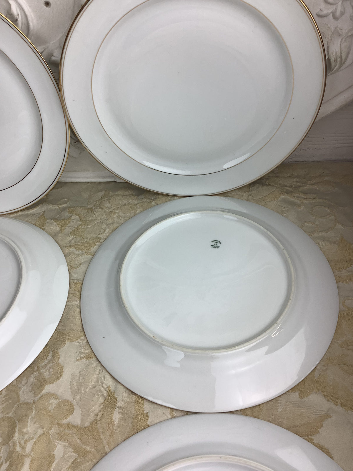 6 assiettes plates en porcelaine de Limoges – Réf. 27I