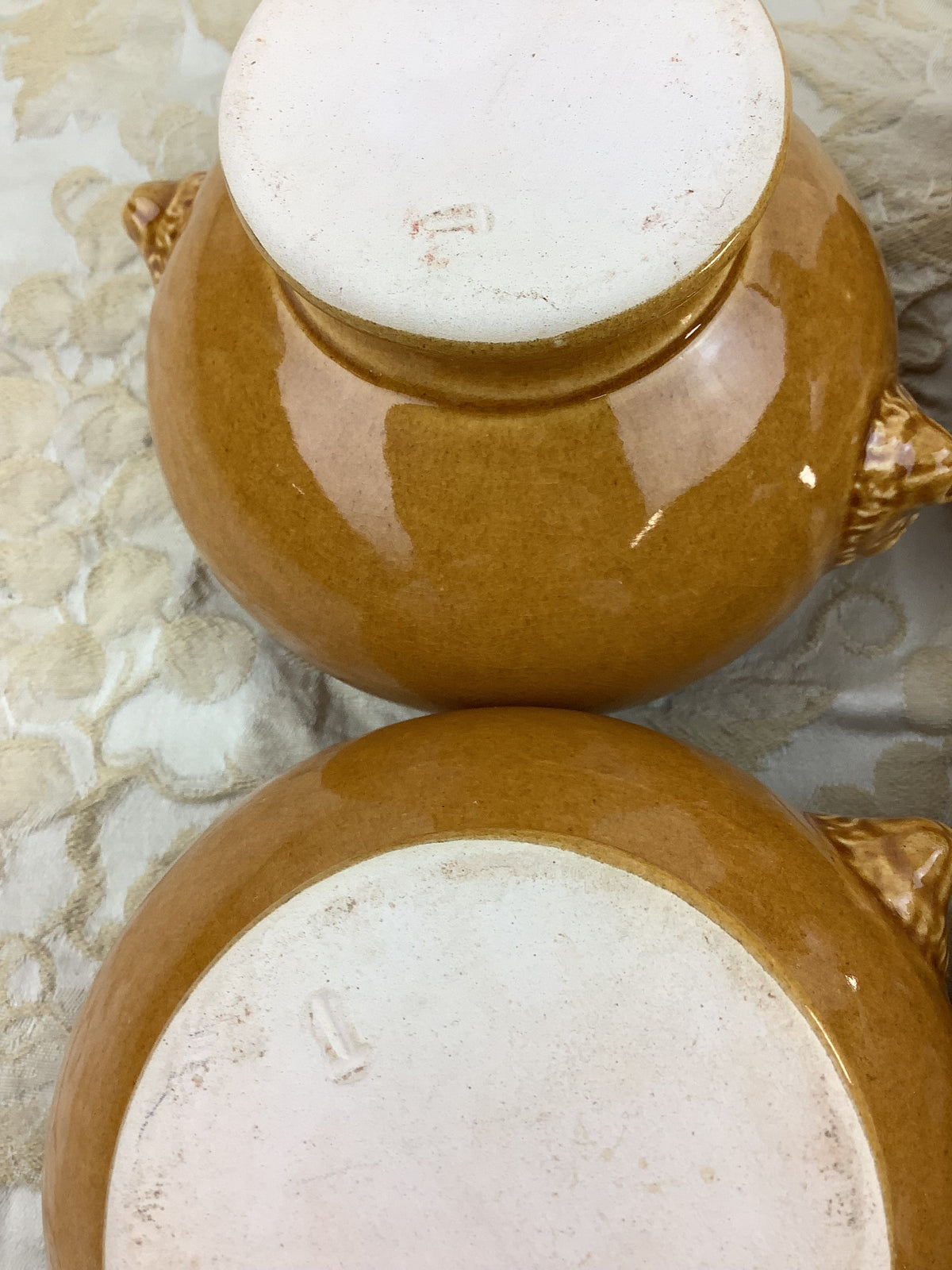 4 antique glazed terracotta soup bowls – lion heads – Ref.: 18X
