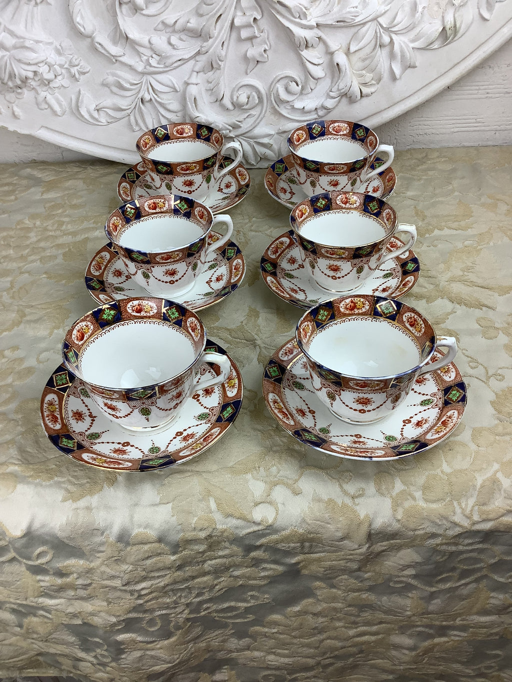 6 Tasses et 6 Soucoupes-Service à thé ancien anglais Doric Bone China -Ref 10A