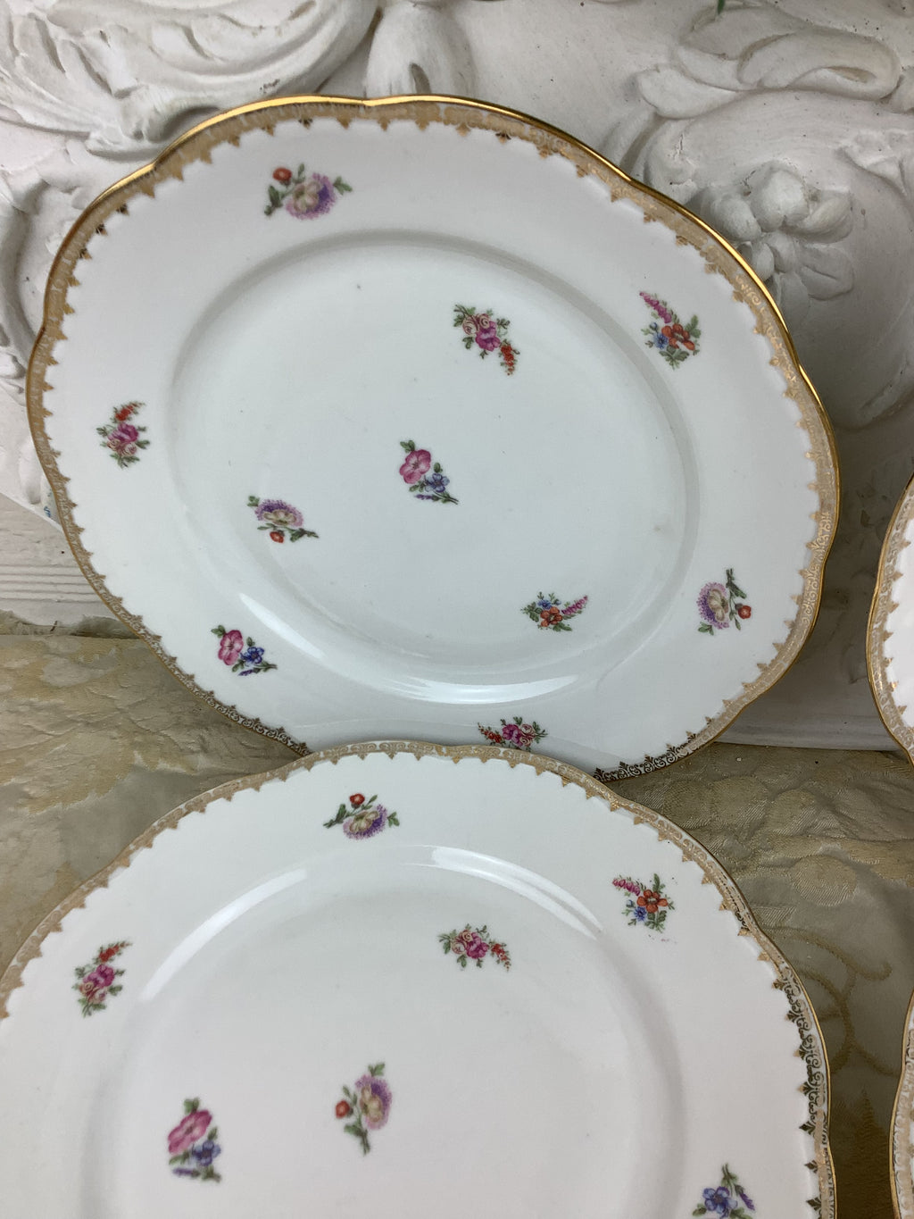 6 Assiettes plates anciennes Porcelaine Limoges France