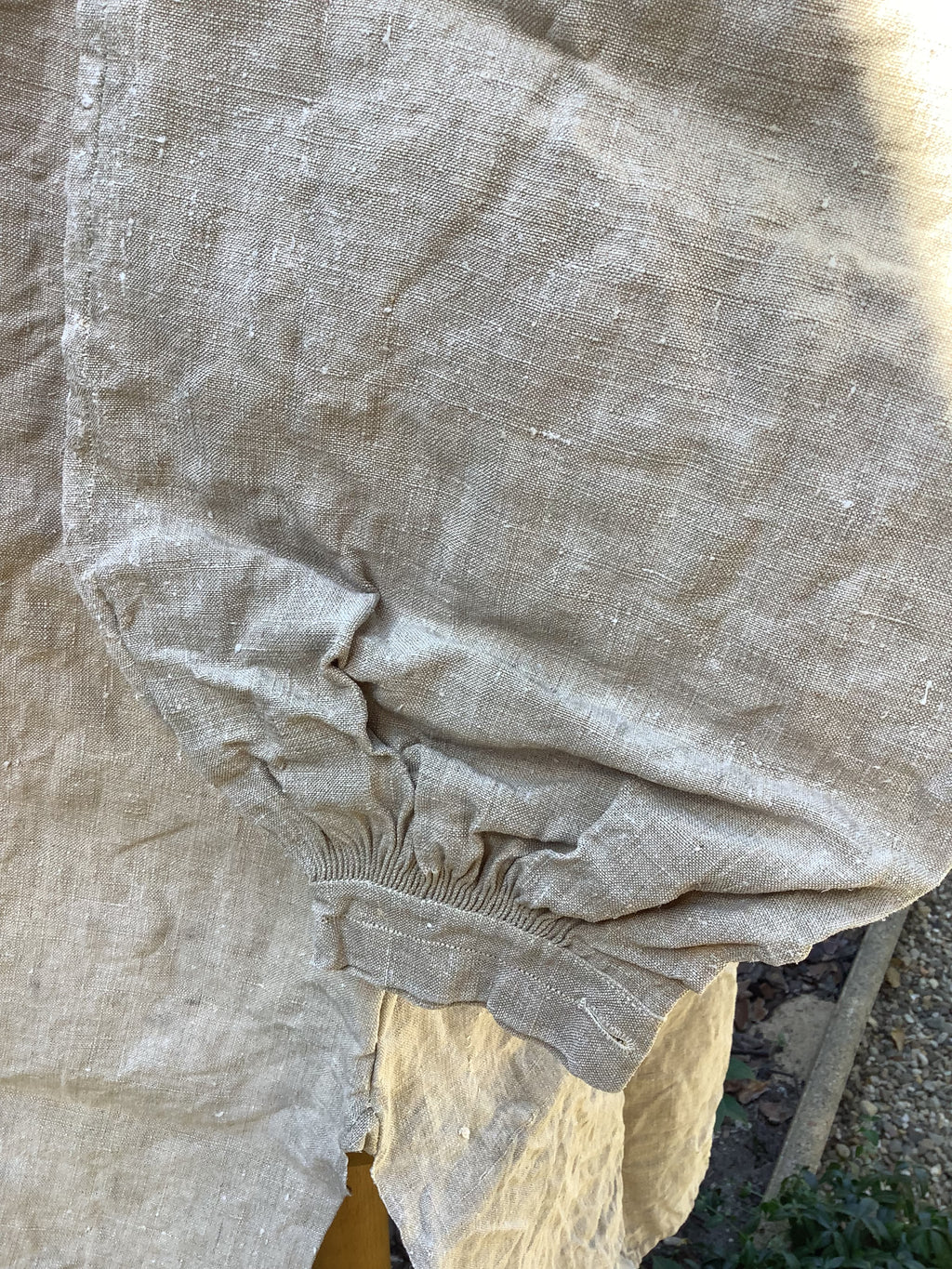 Chemise ancienne en lin ou métis, monogramme F.L – Réf. 180