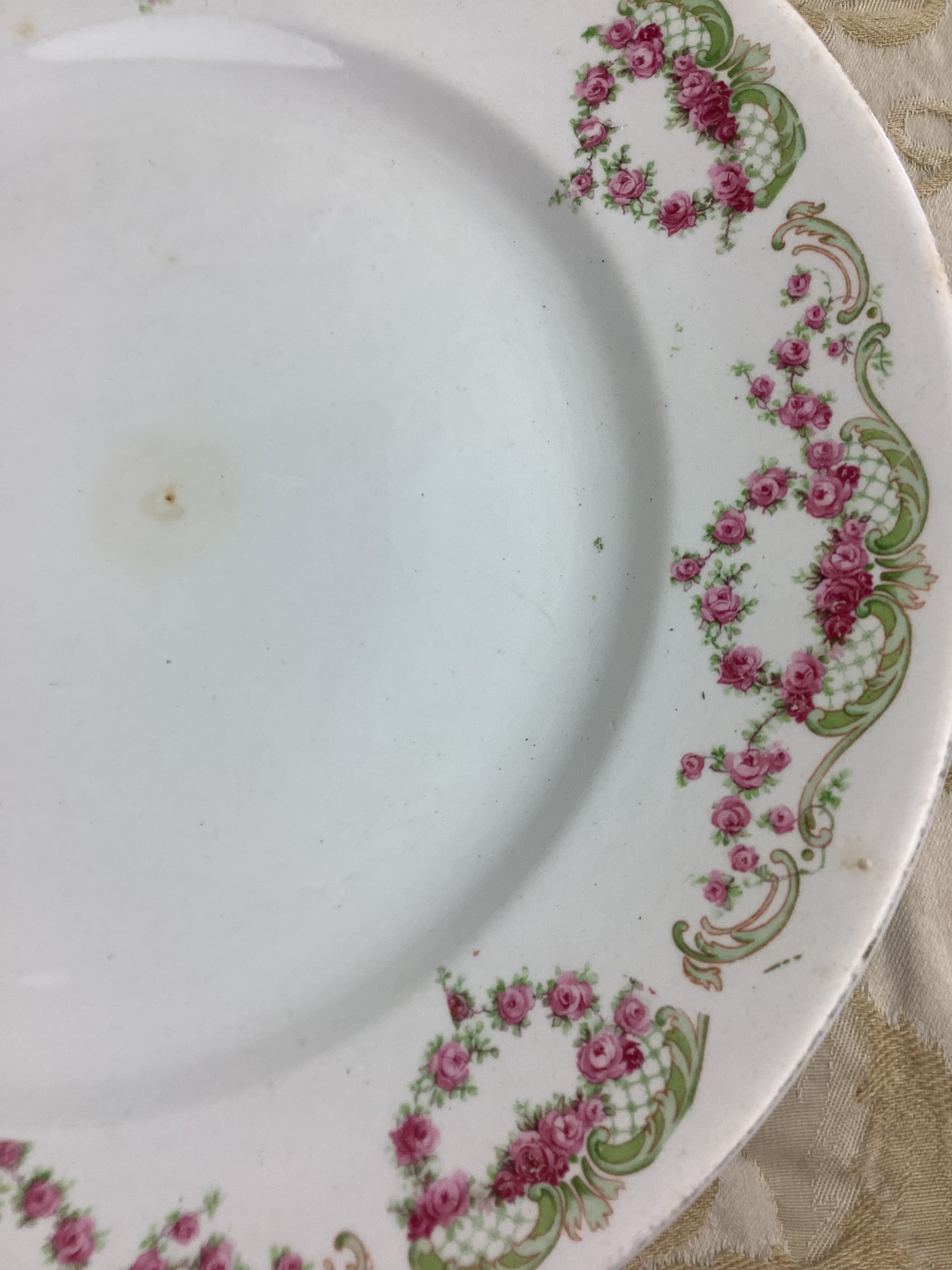 Ancien Plat Terre de fer Moulins des loups